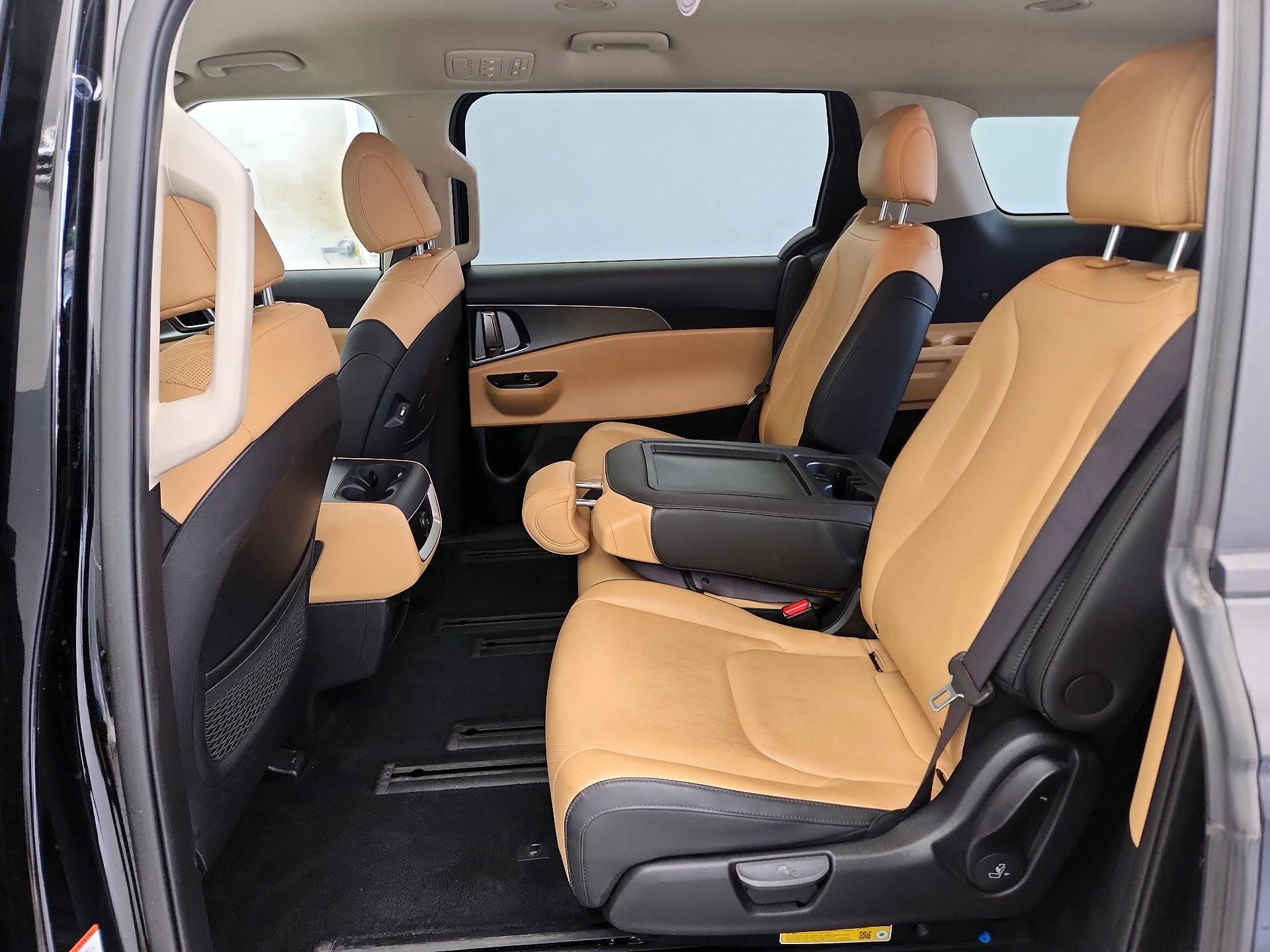 Thumbnail: 2024 Kia Carnival - 19