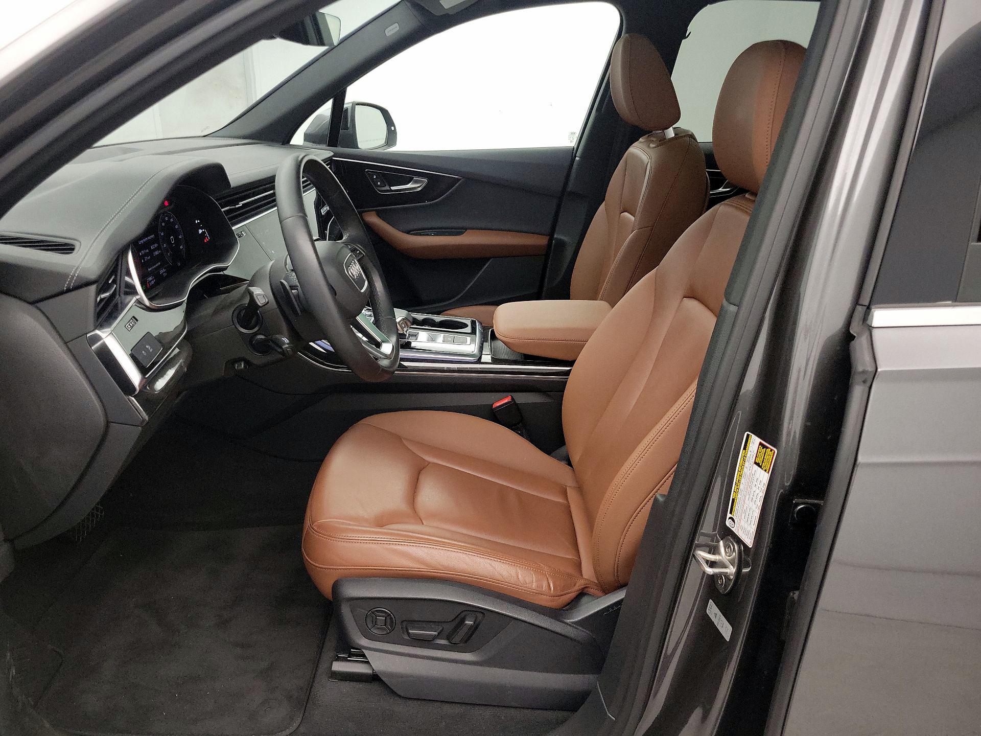 Thumbnail: 2023 Audi Q7 - 11