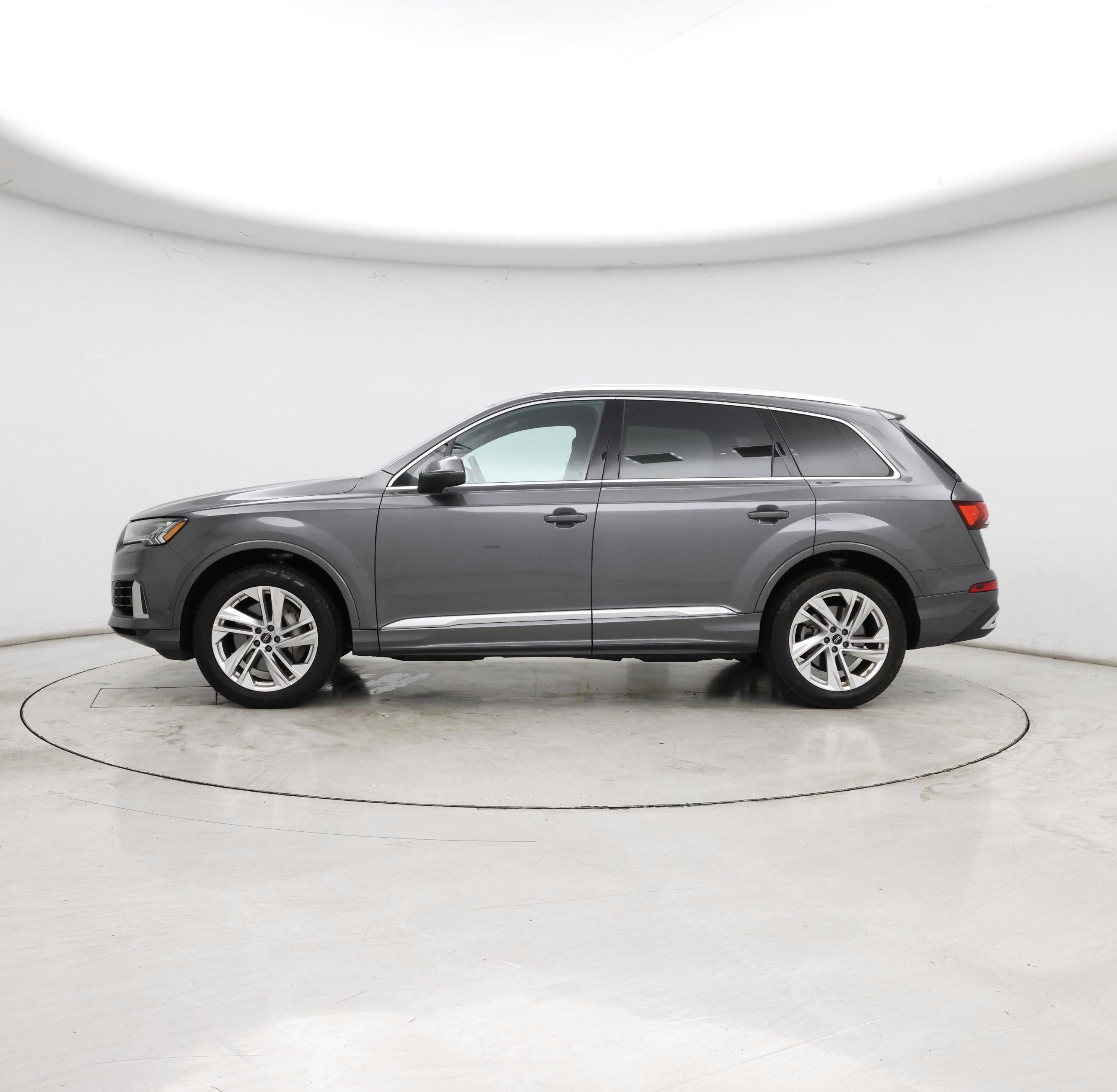 Thumbnail: 2023 Audi Q7 - 3