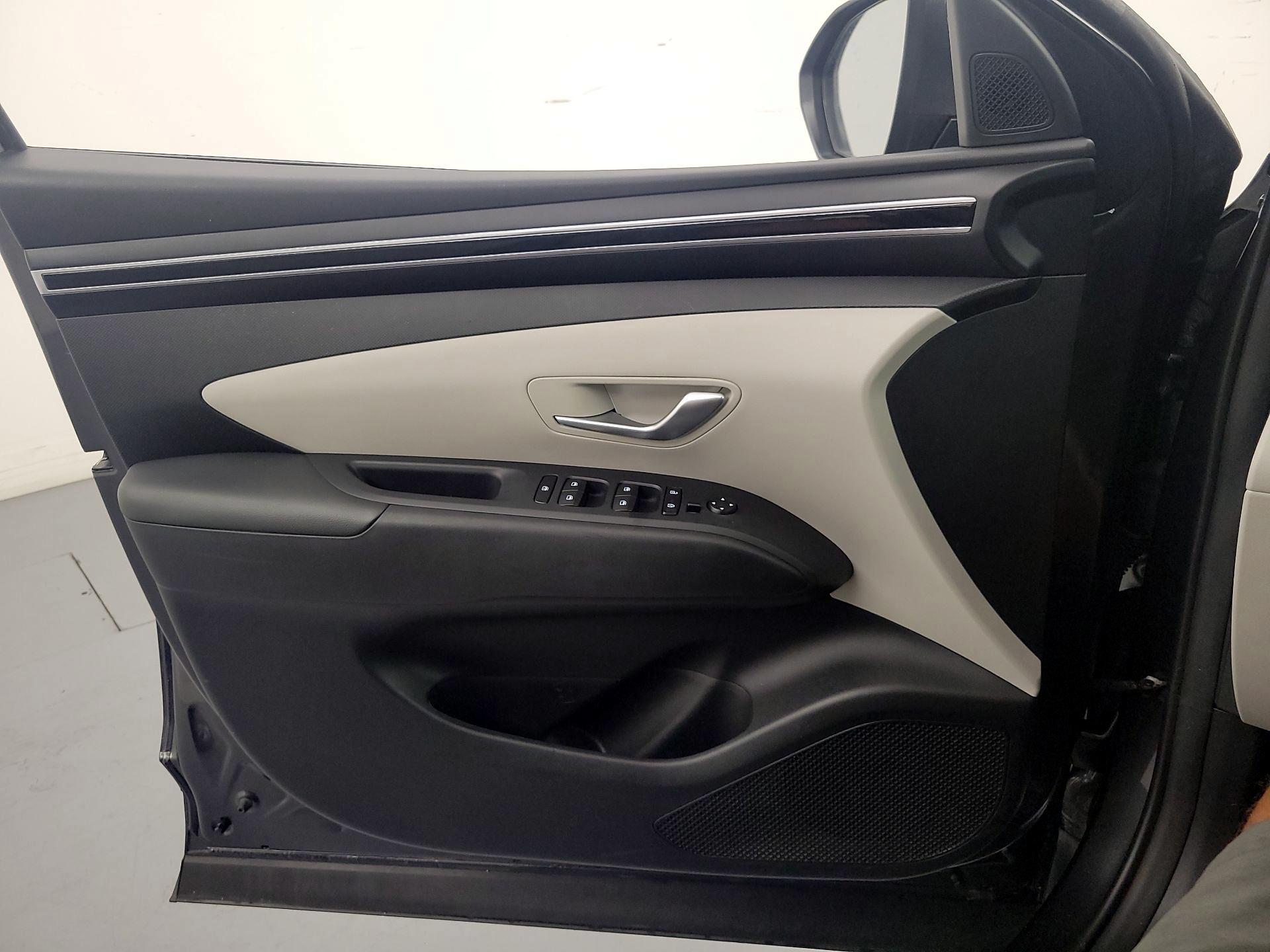 Thumbnail: 2023 Hyundai Tucson - 12