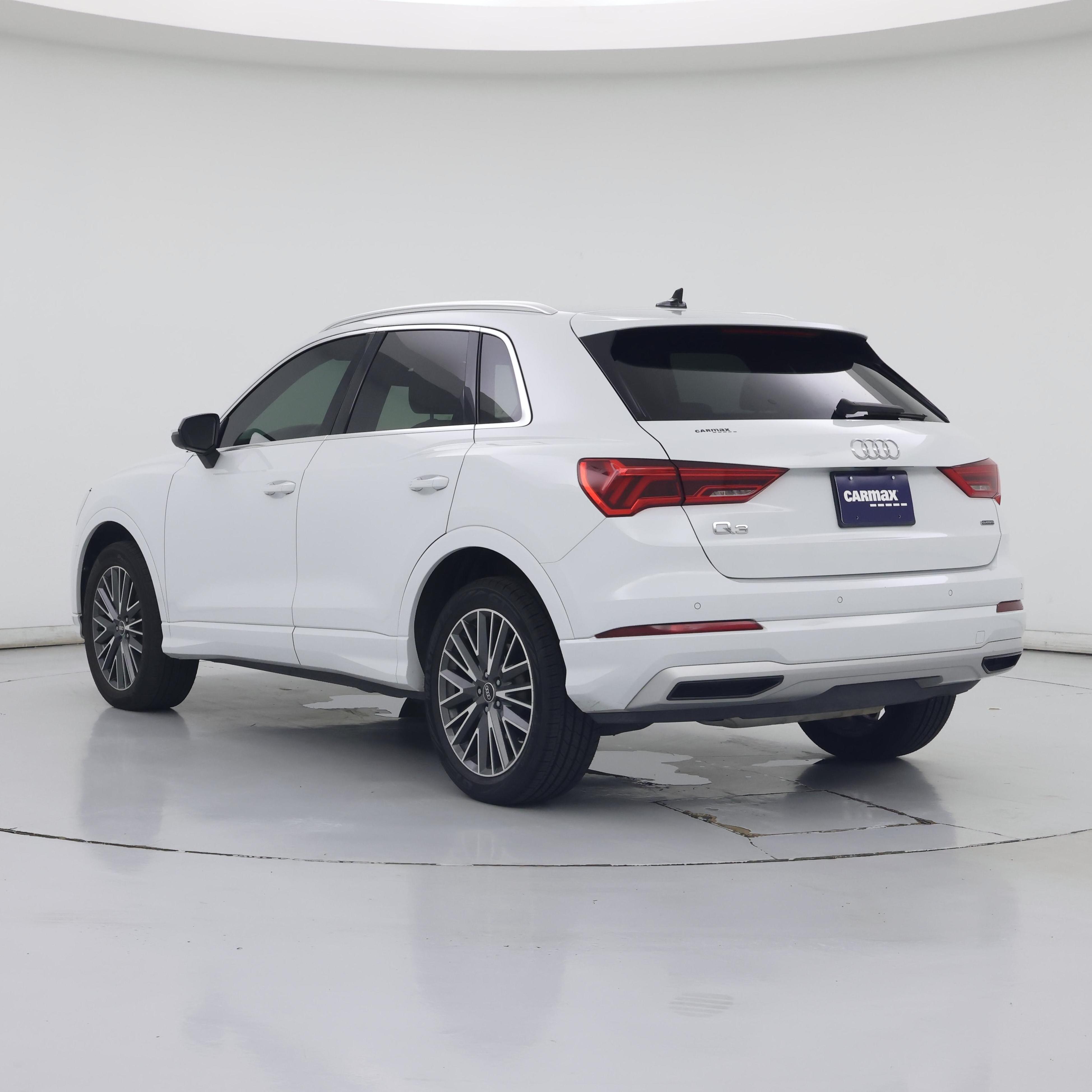 Thumbnail: 2022 Audi Q3 - 2