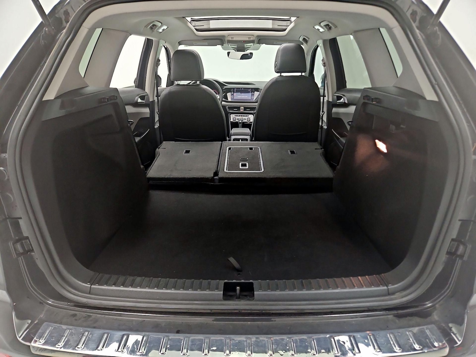 2023 Volkswagen Taos SEL - Photo 24