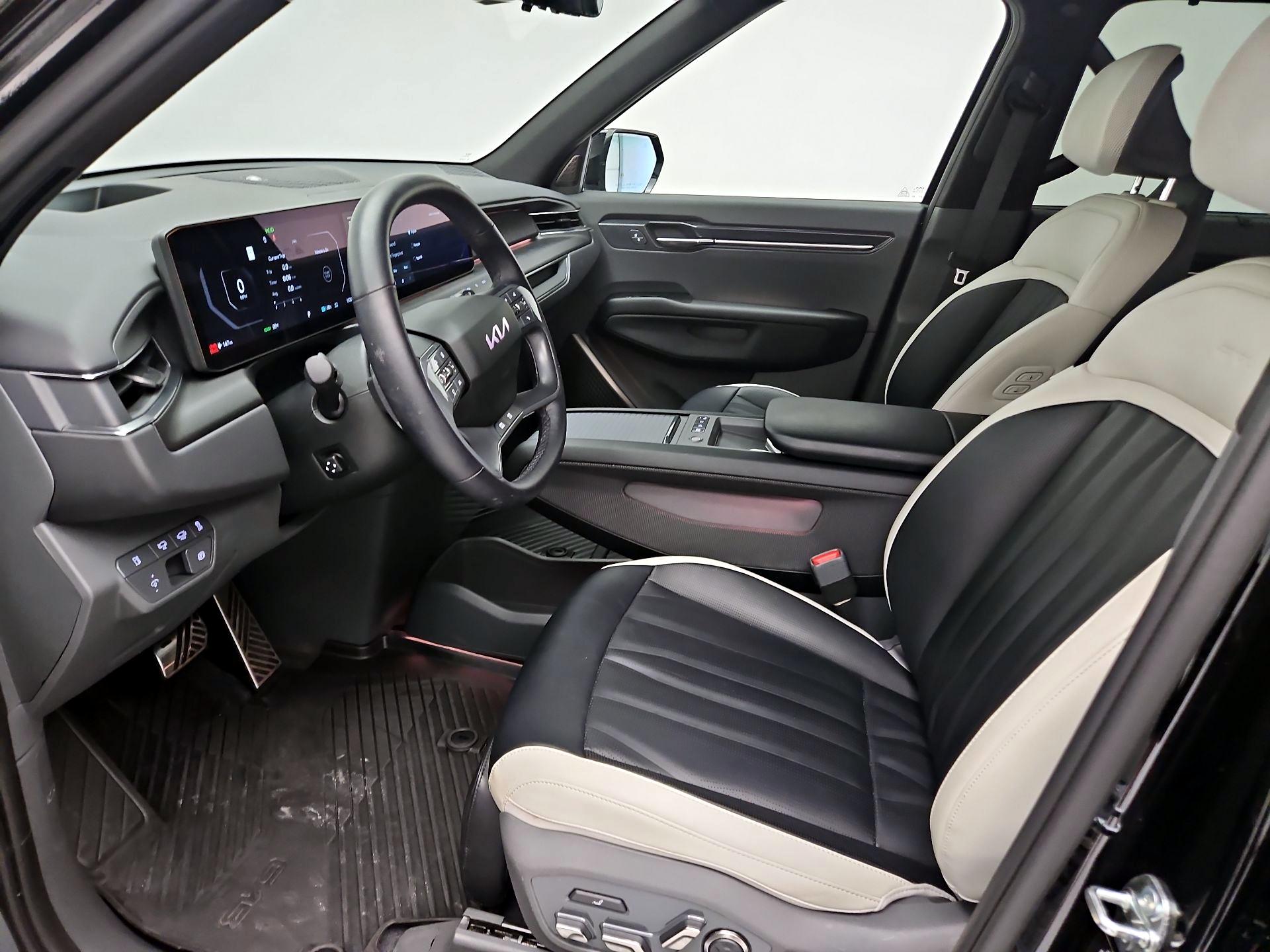 Thumbnail: 2025 Kia EV9 - 11