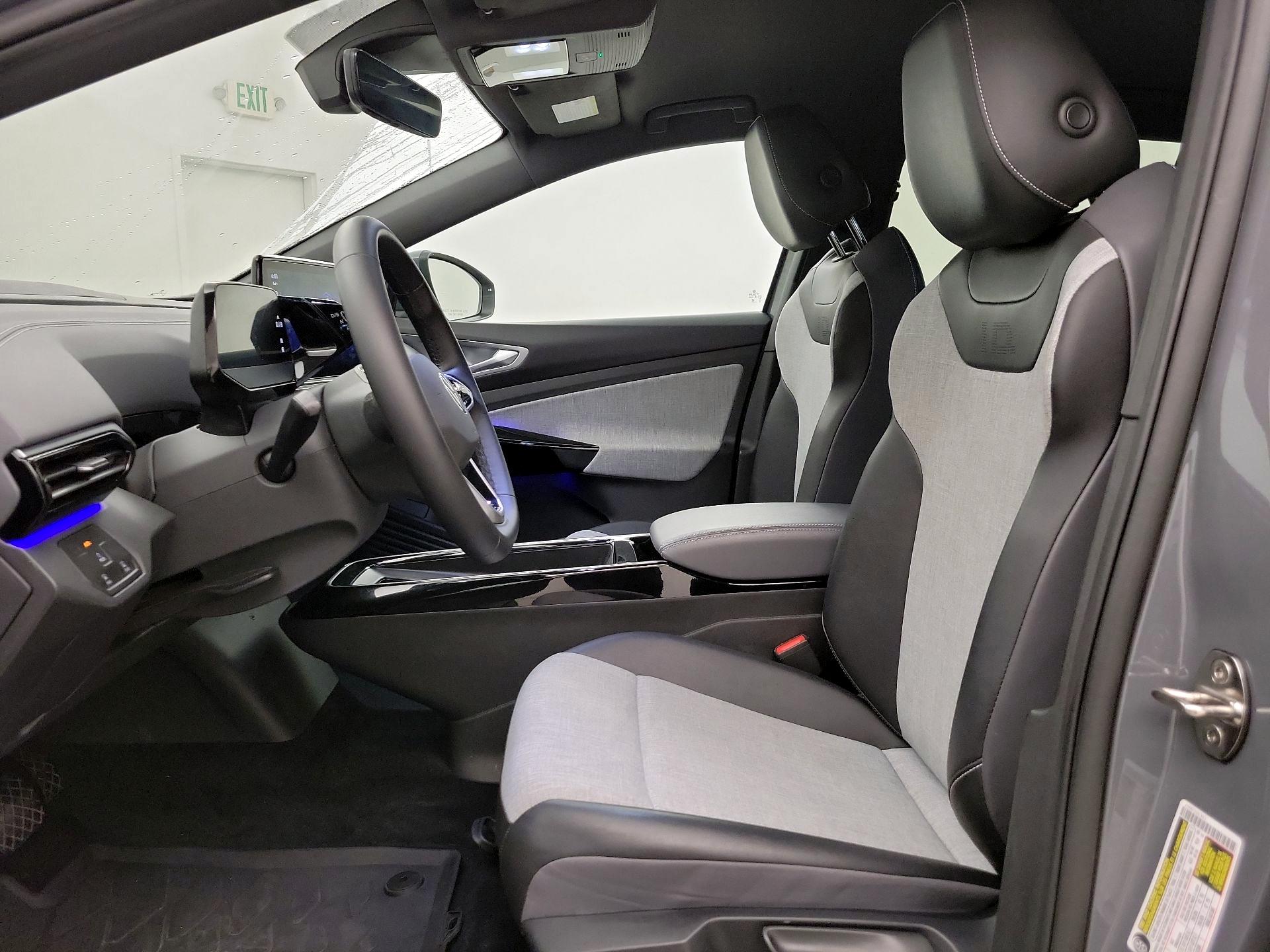 Thumbnail: 2023 Volkswagen ID.4 - 11