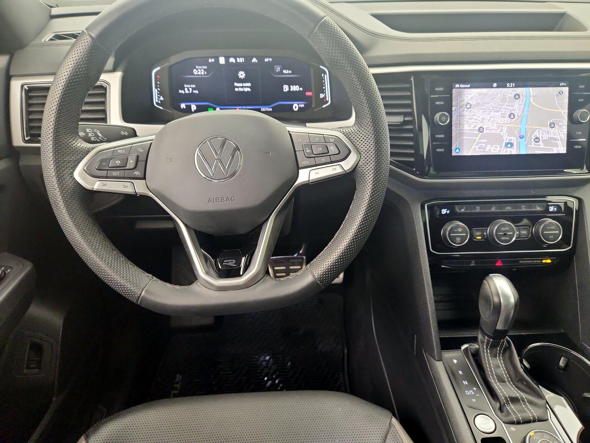 Thumbnail: 2023 Volkswagen Atlas - 10