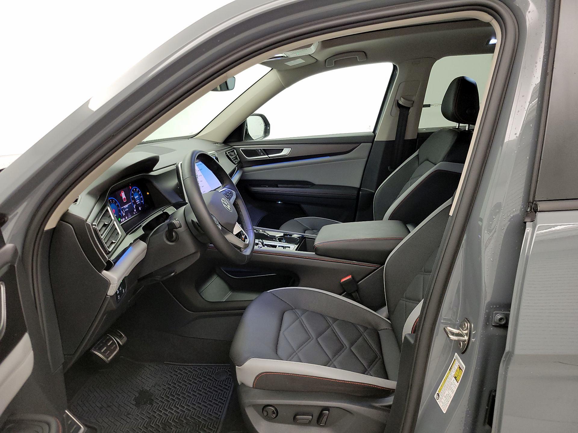 Thumbnail: 2025 Volkswagen Atlas - 11
