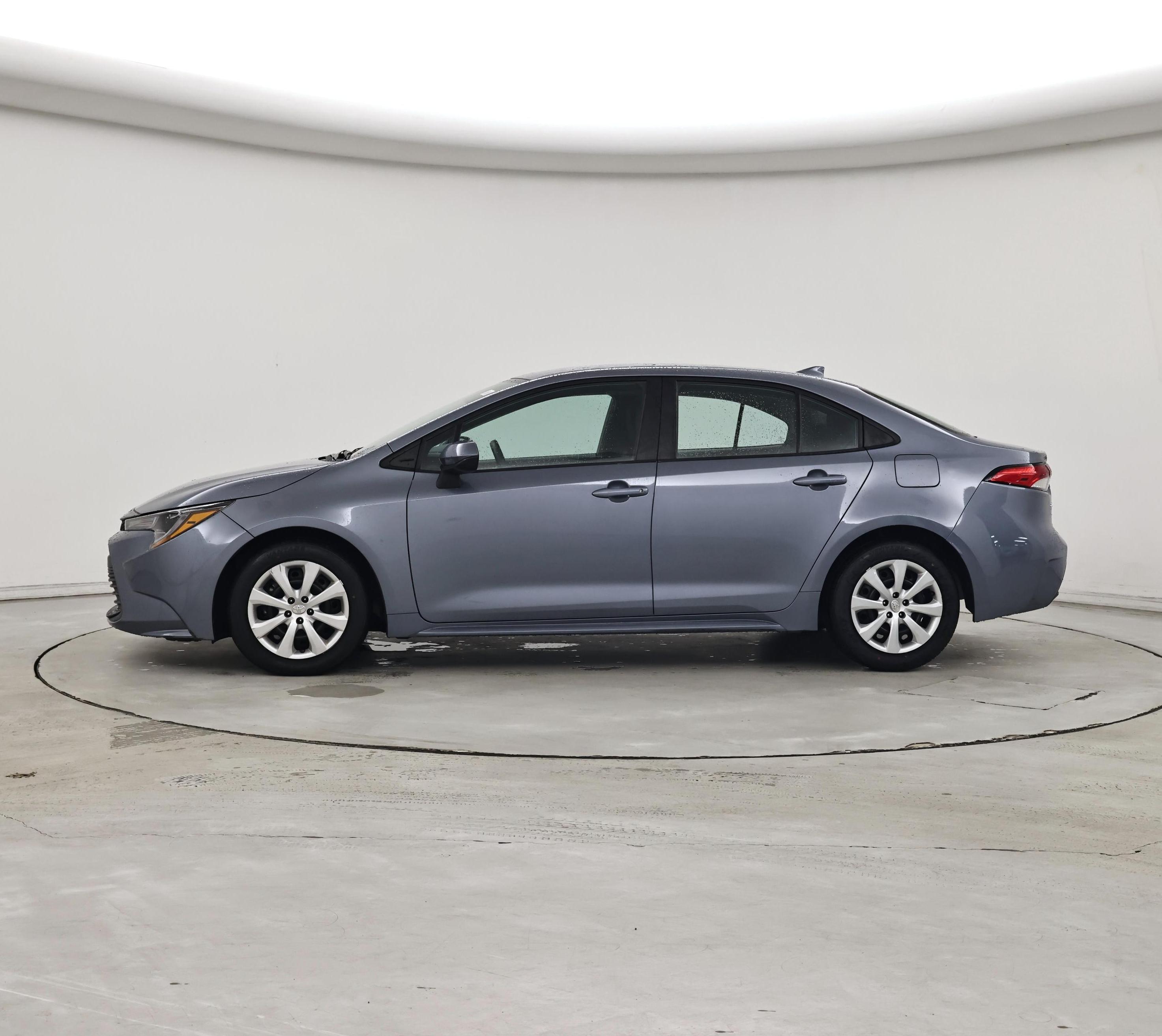 Thumbnail: 2023 Toyota Corolla - 3