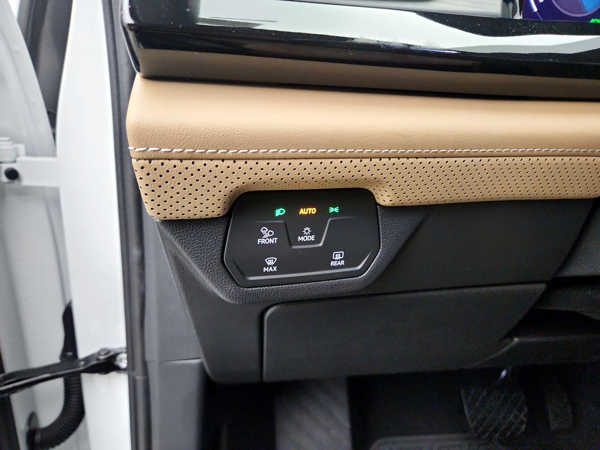 Thumbnail: 2025 Volkswagen Atlas - 13