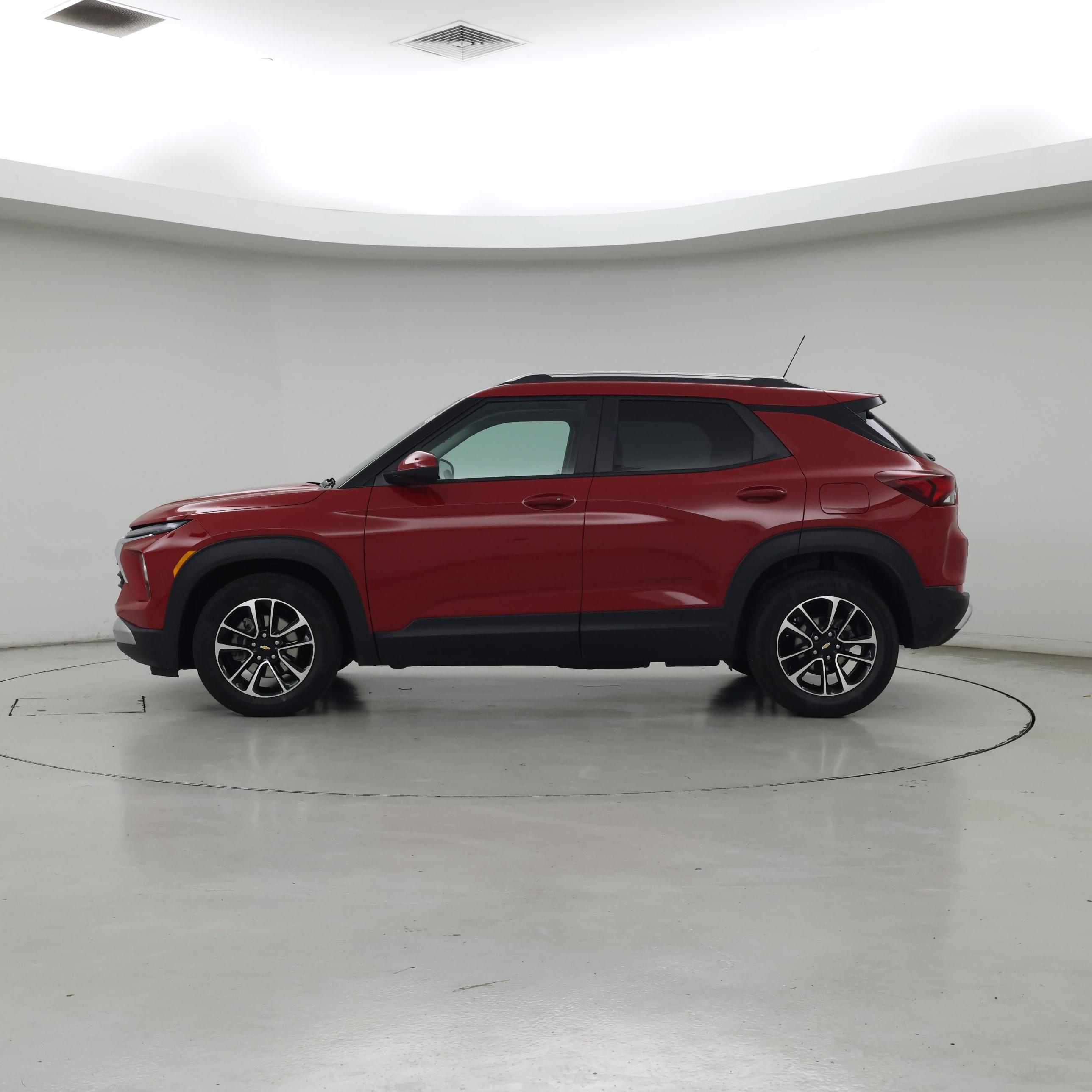 Thumbnail: 2026 Chevrolet TrailBlazer - 3