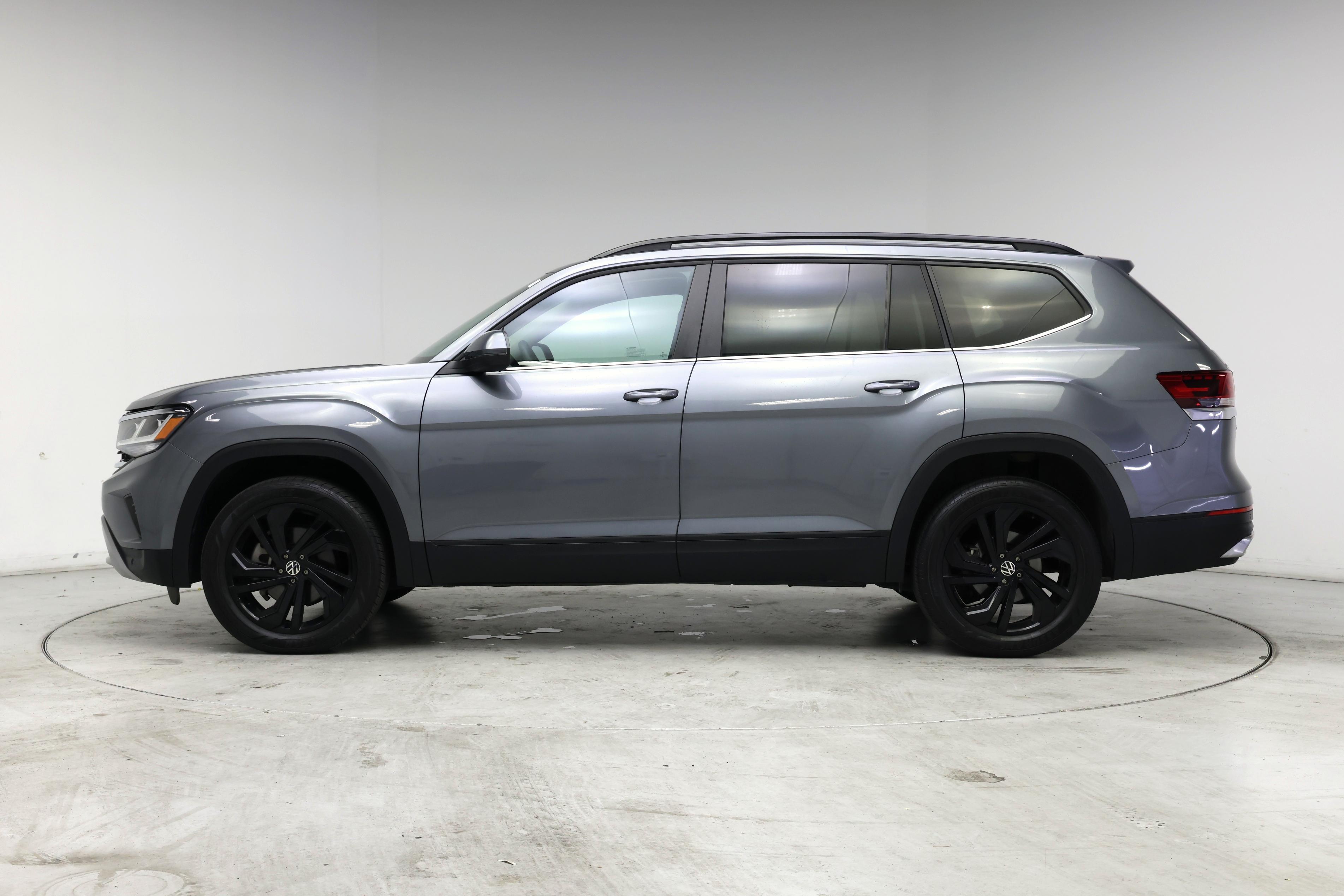Thumbnail: 2023 Volkswagen Atlas - 3