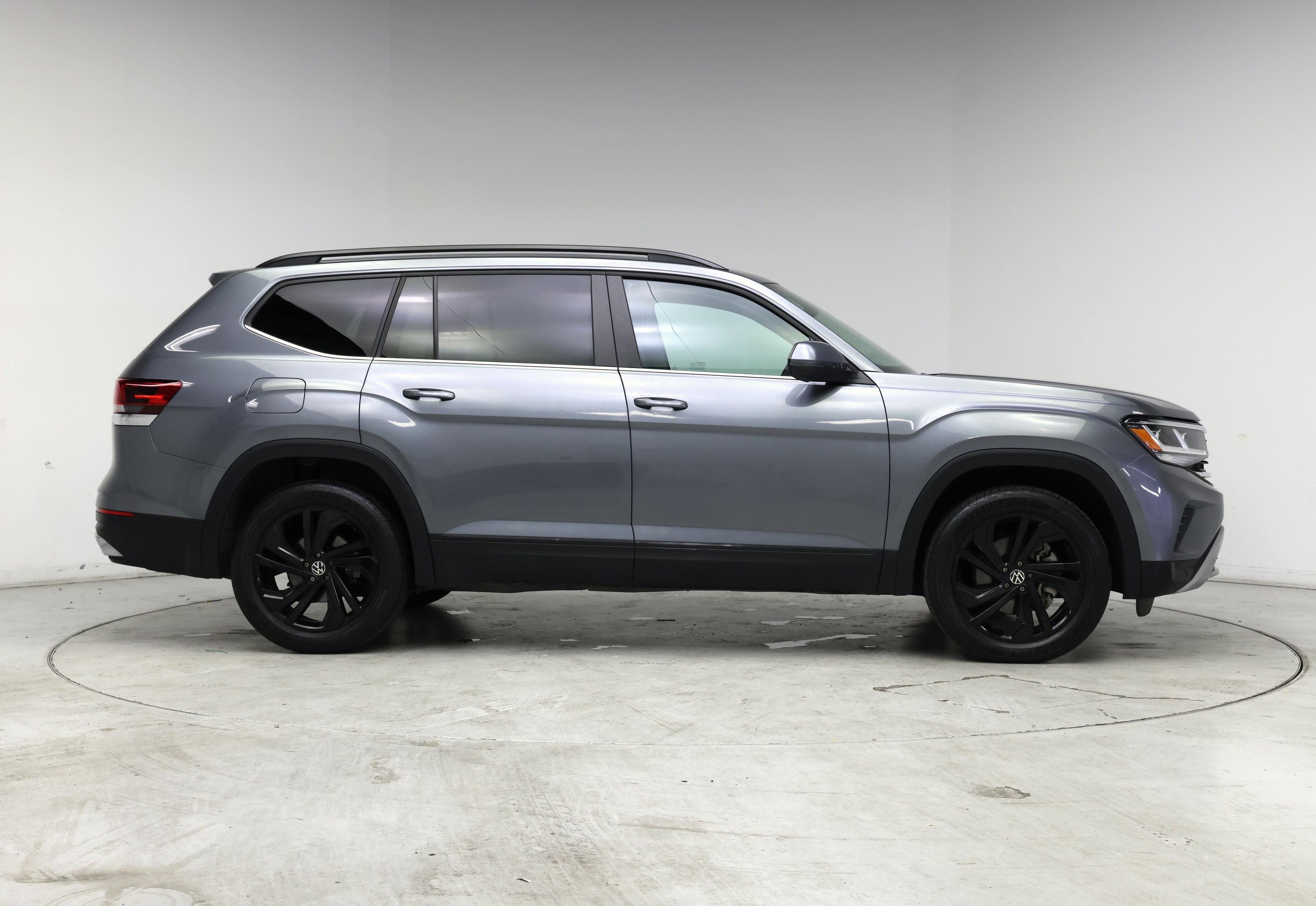 Thumbnail: 2023 Volkswagen Atlas - 7