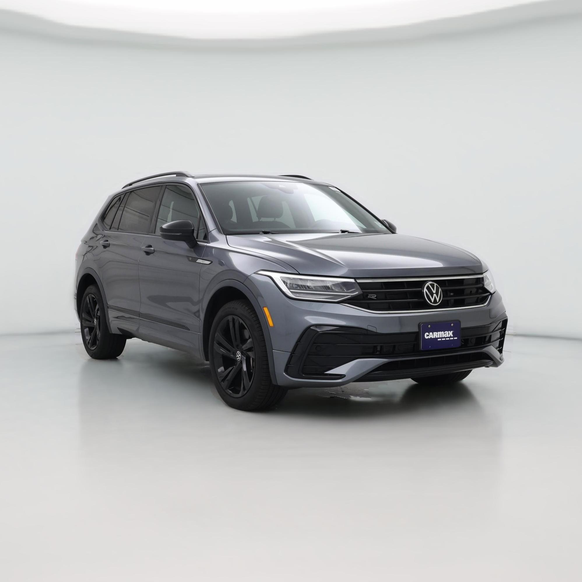 Thumbnail: 2023 Volkswagen Tiguan - 1