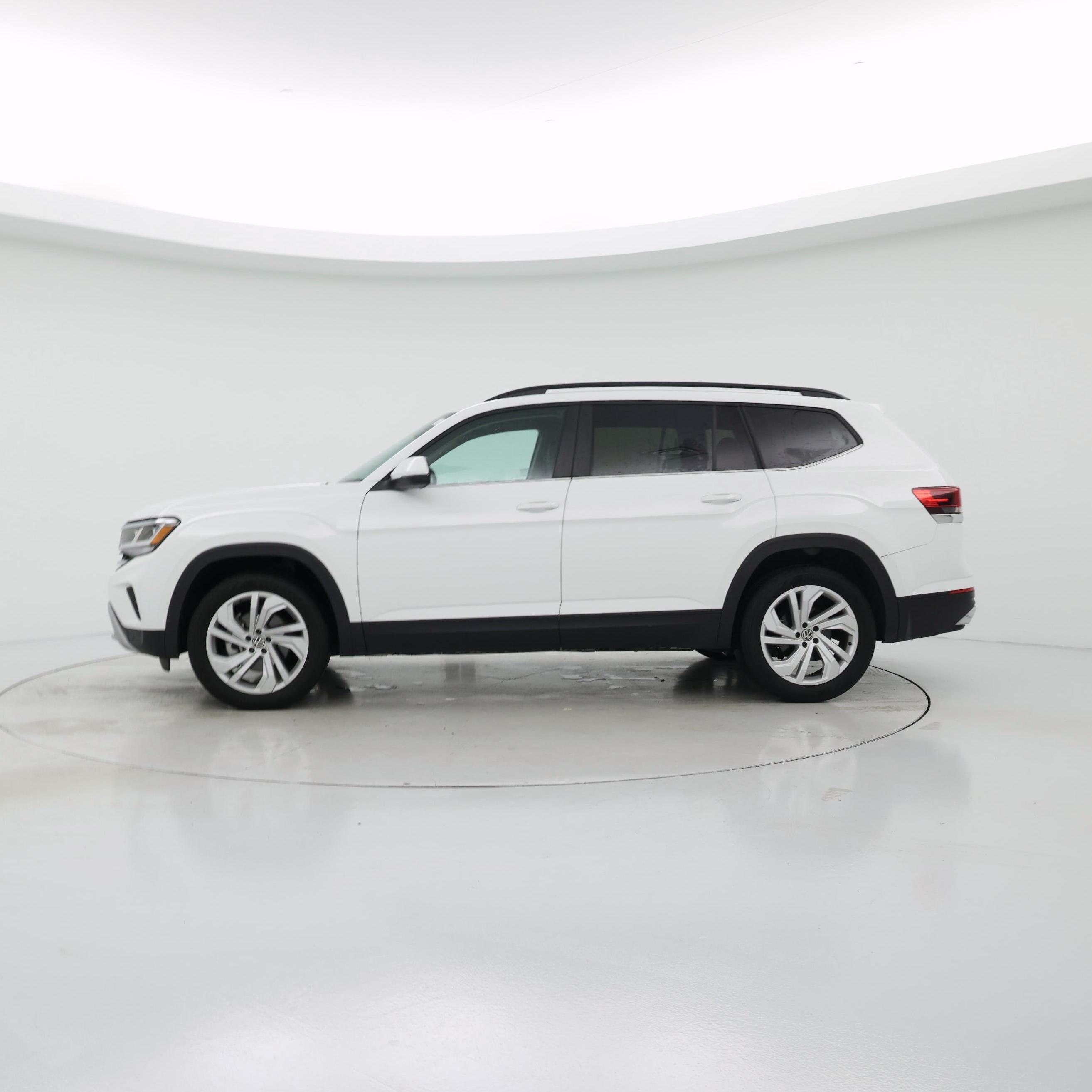 Thumbnail: 2023 Volkswagen Atlas - 3