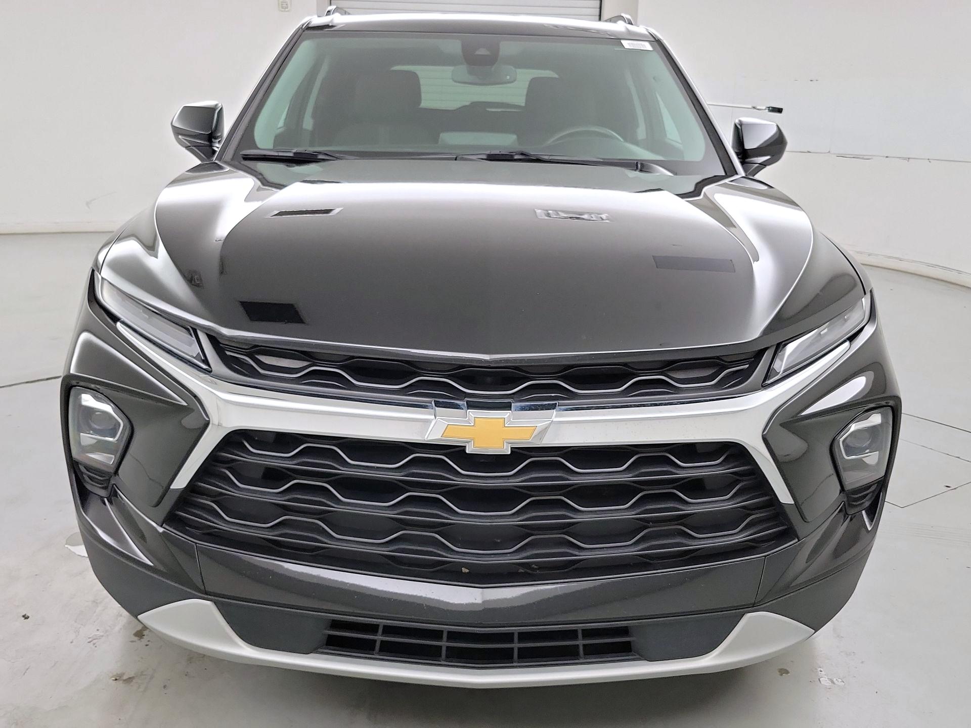 Thumbnail: 2023 Chevrolet Blazer - 2