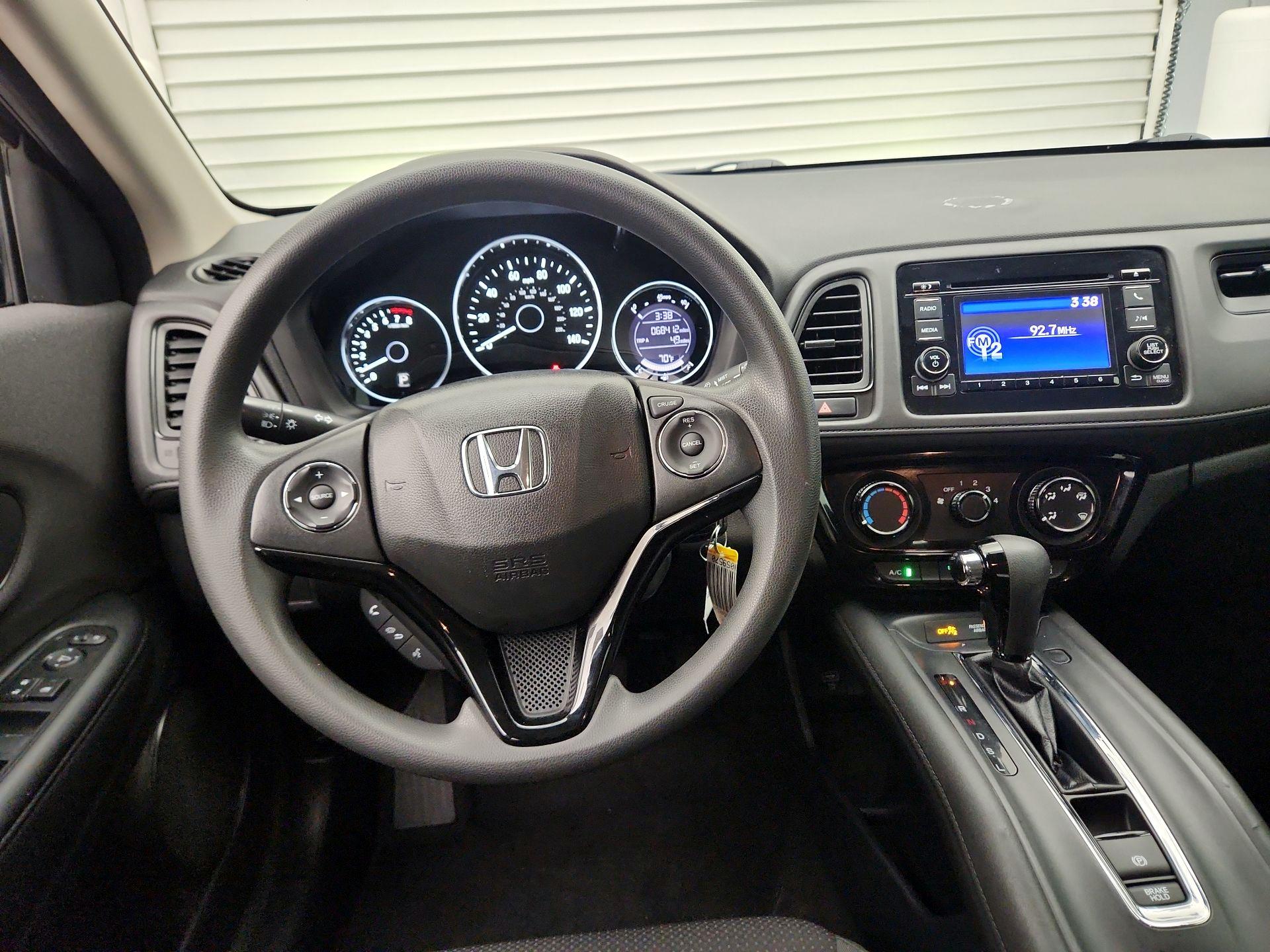 Thumbnail: 2019 Honda HR-V - 10