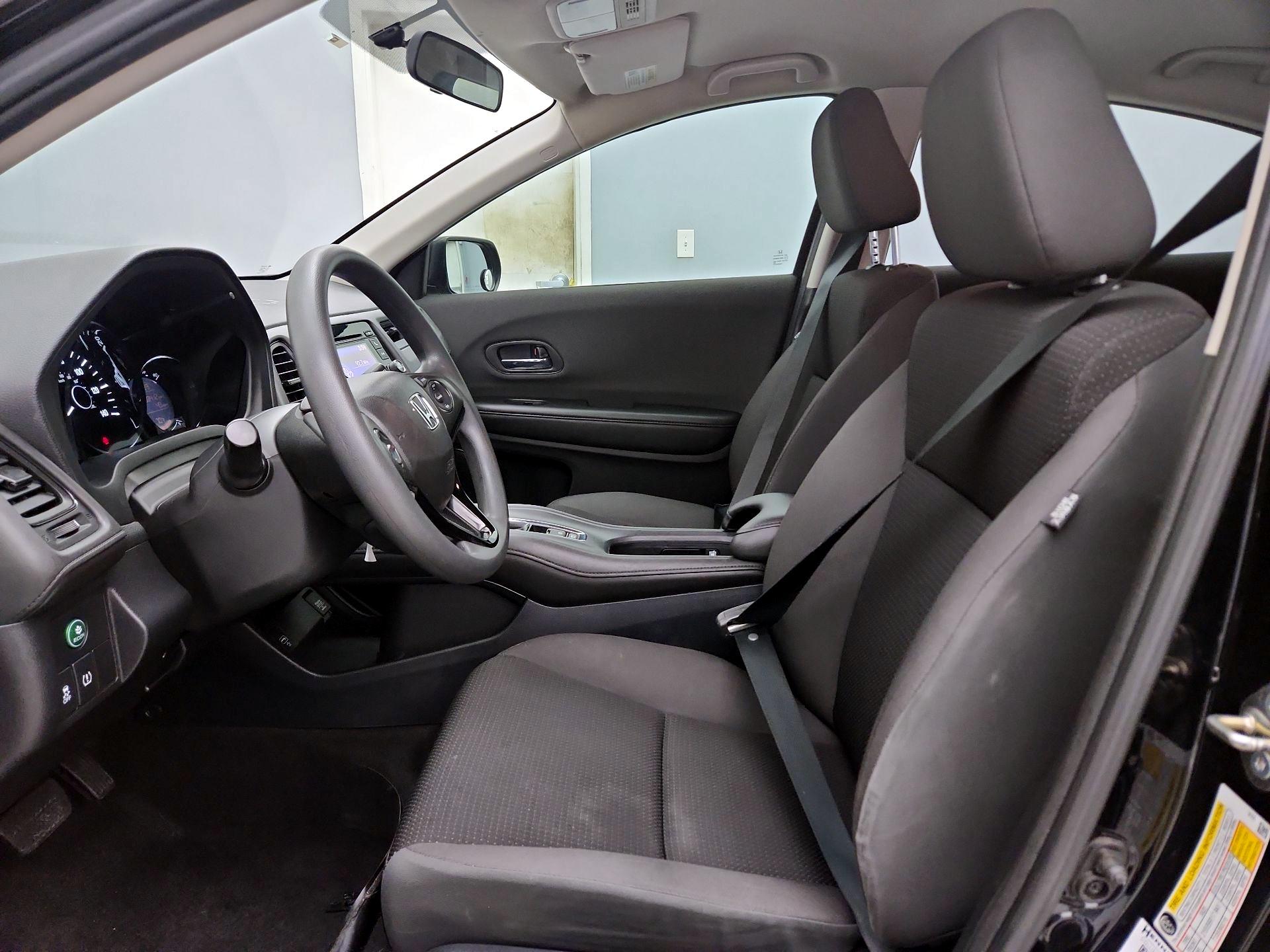 Thumbnail: 2019 Honda HR-V - 11