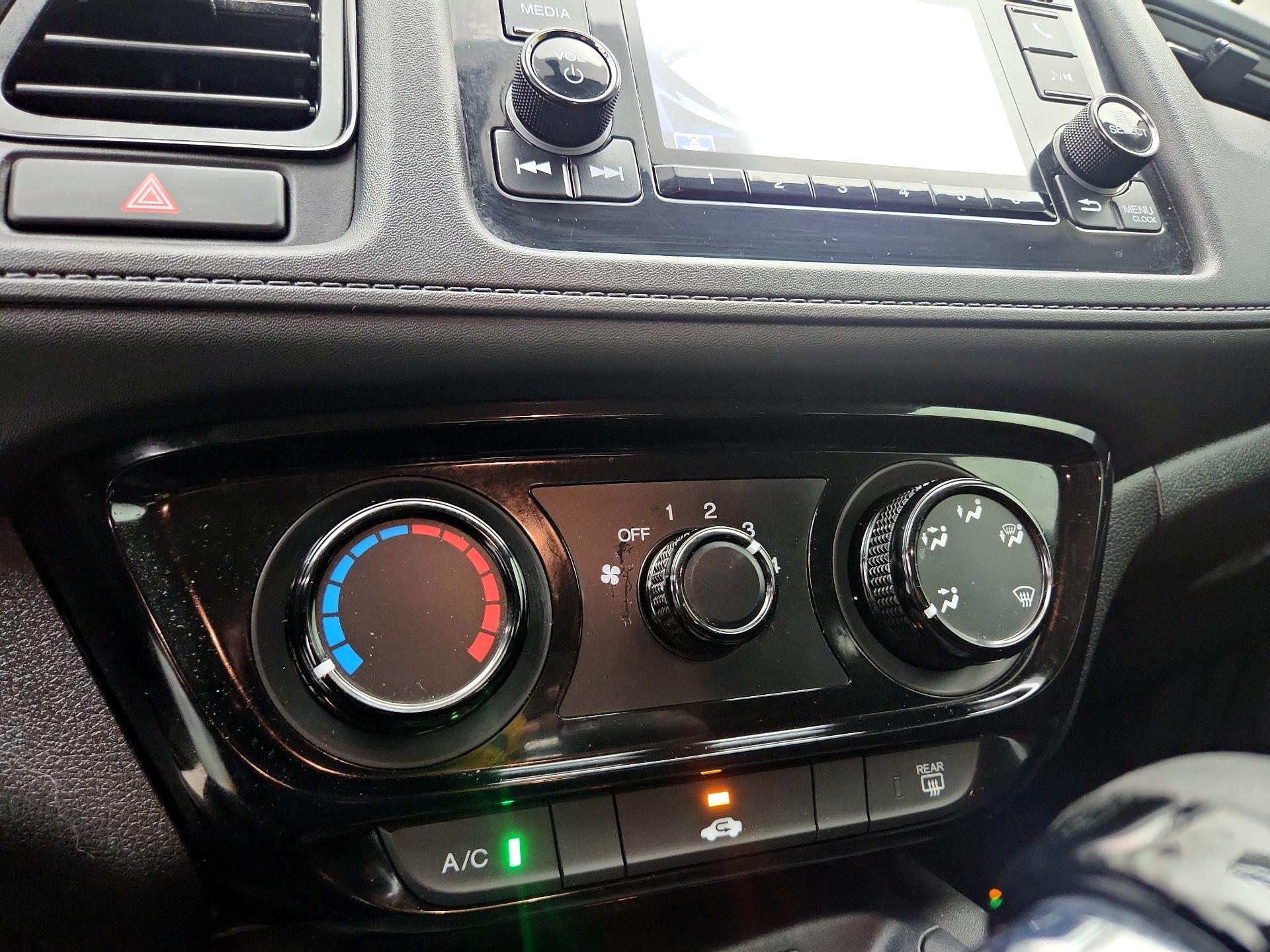 Thumbnail: 2019 Honda HR-V - 16