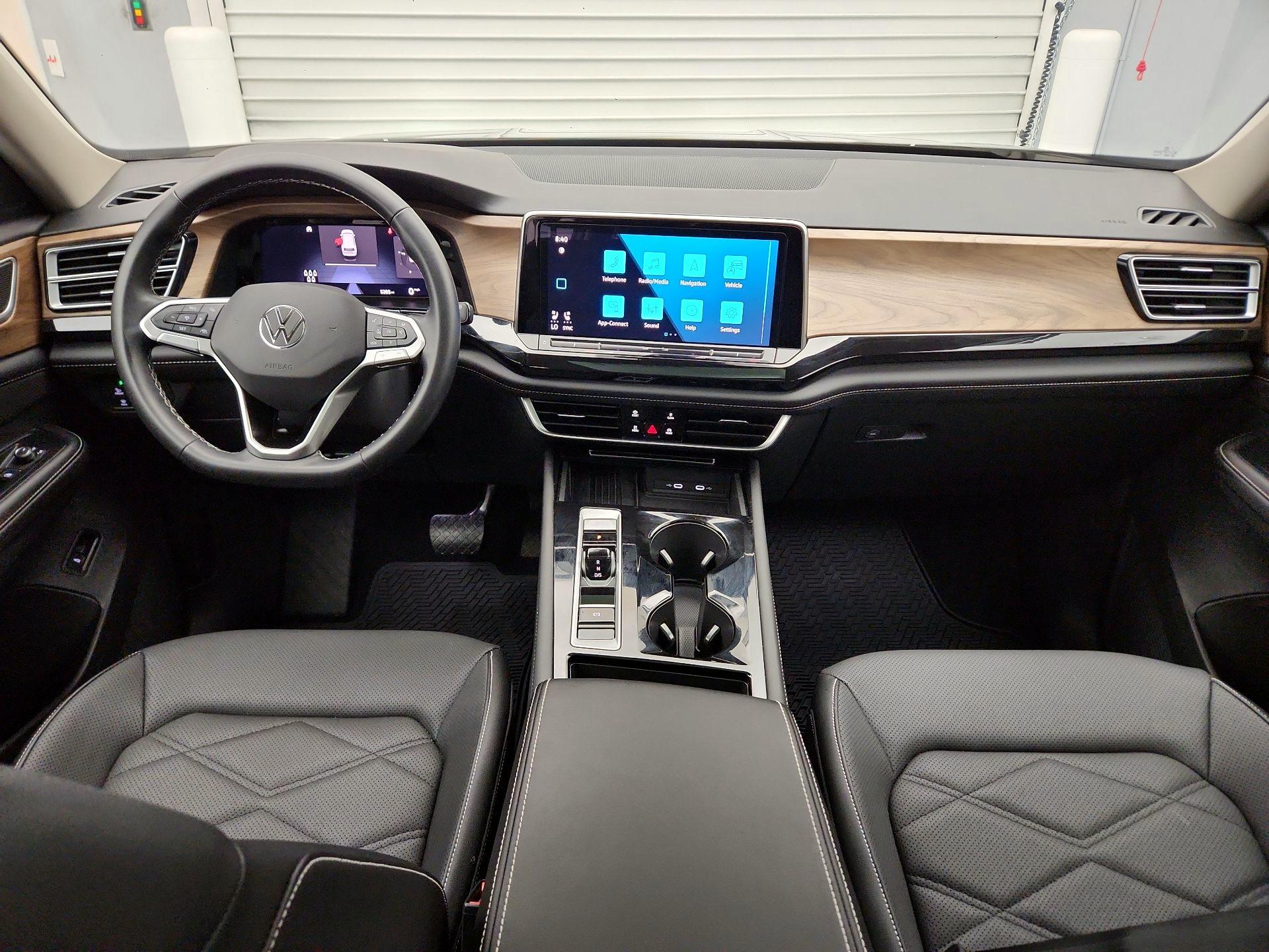 Thumbnail: 2025 Volkswagen Atlas - 9