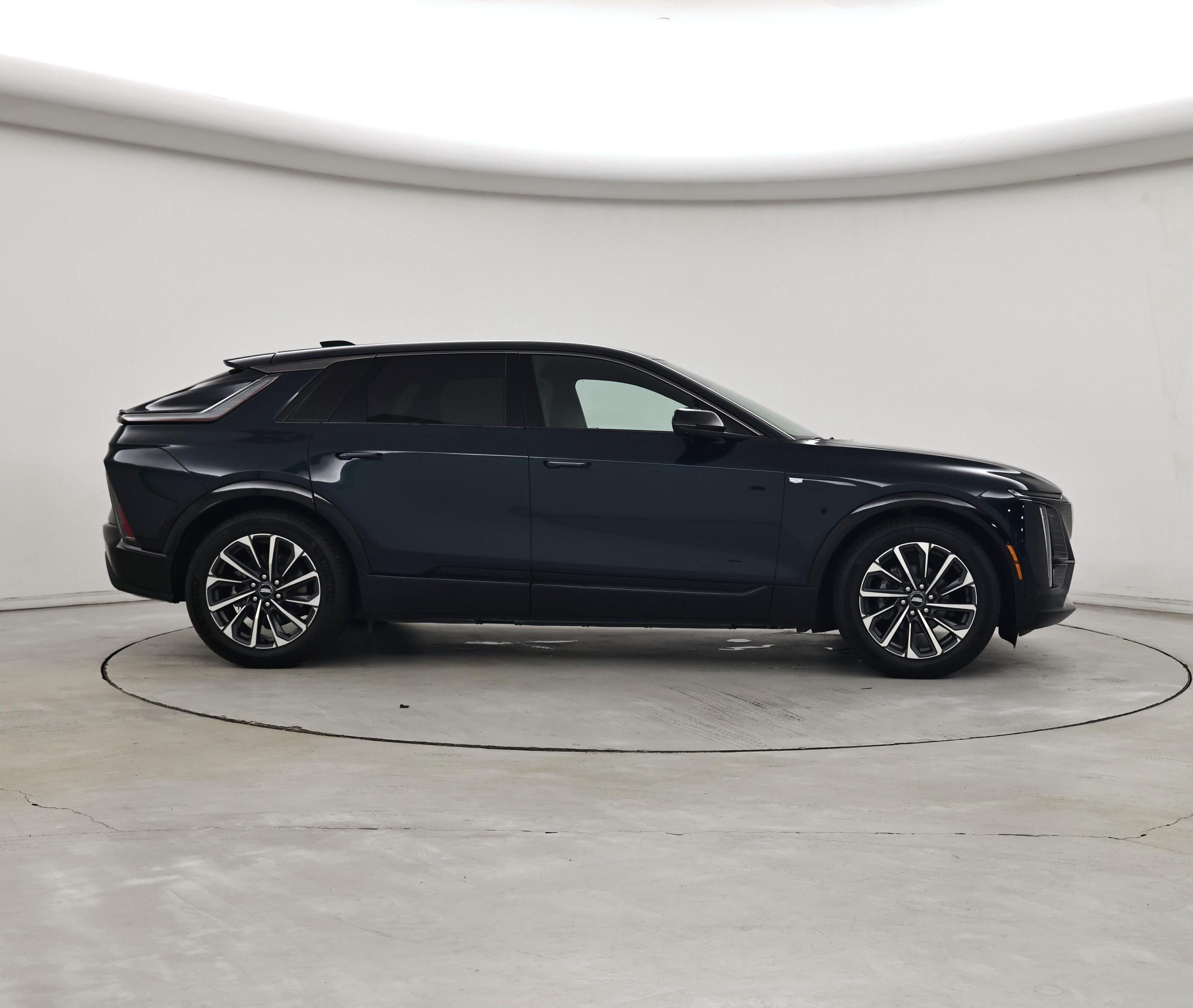 Thumbnail: 2024 Cadillac Lyriq - 7
