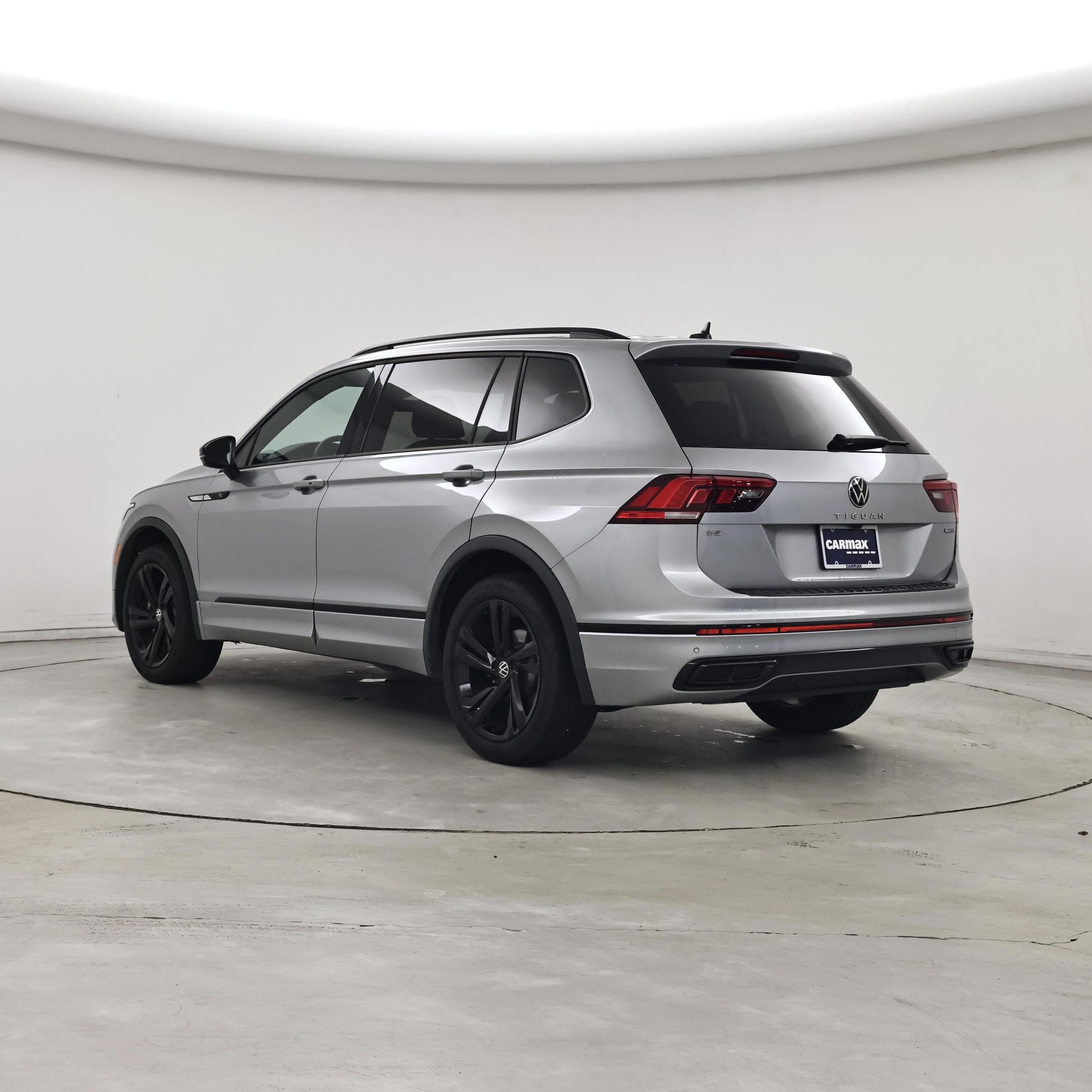 Thumbnail: 2024 Volkswagen Tiguan - 2