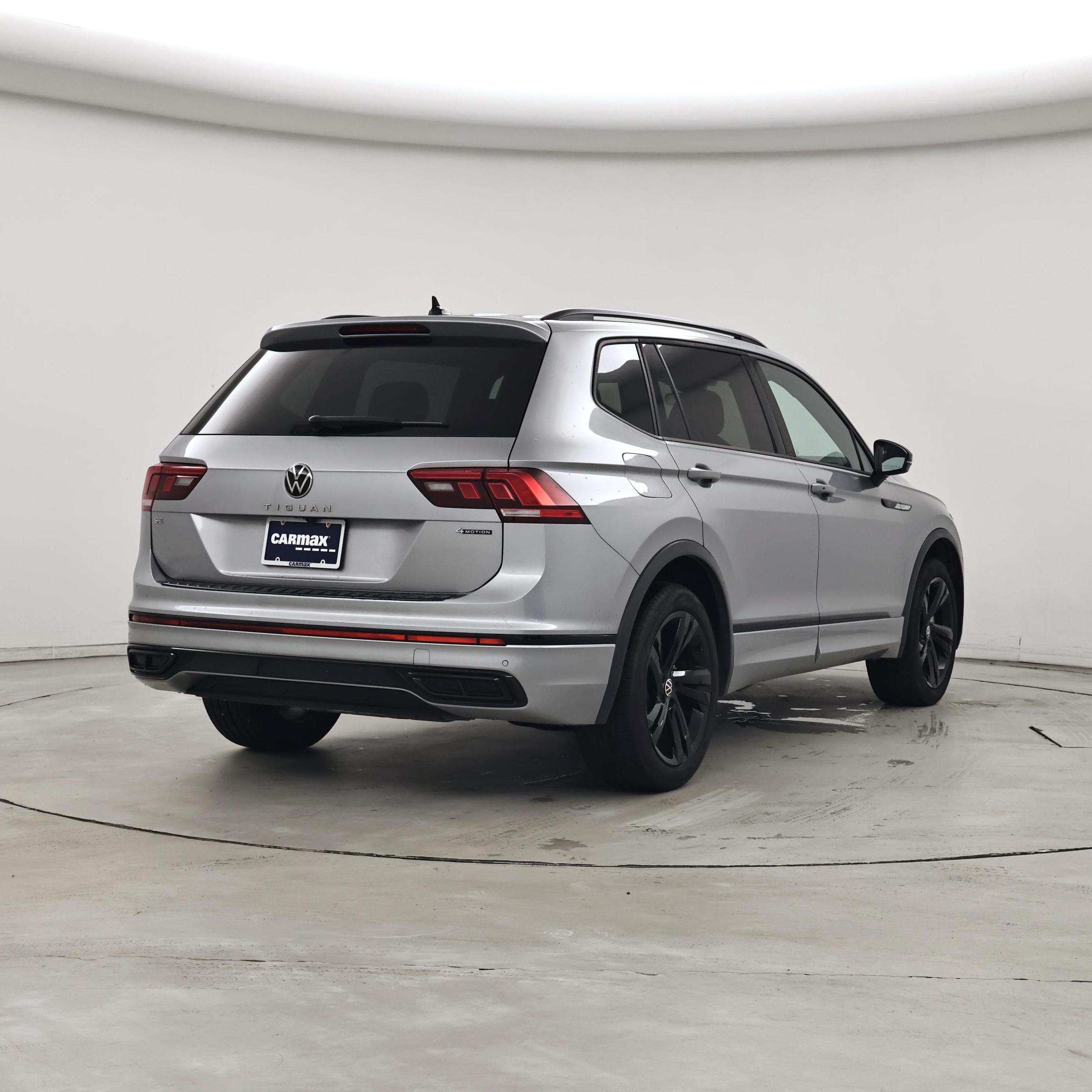 Thumbnail: 2024 Volkswagen Tiguan - 8