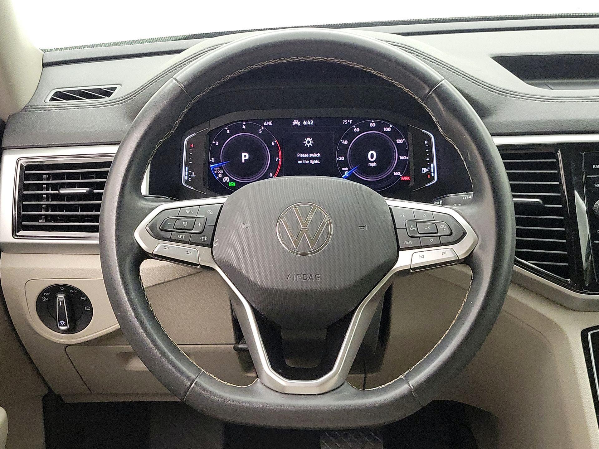 Thumbnail: 2023 Volkswagen Atlas - 10