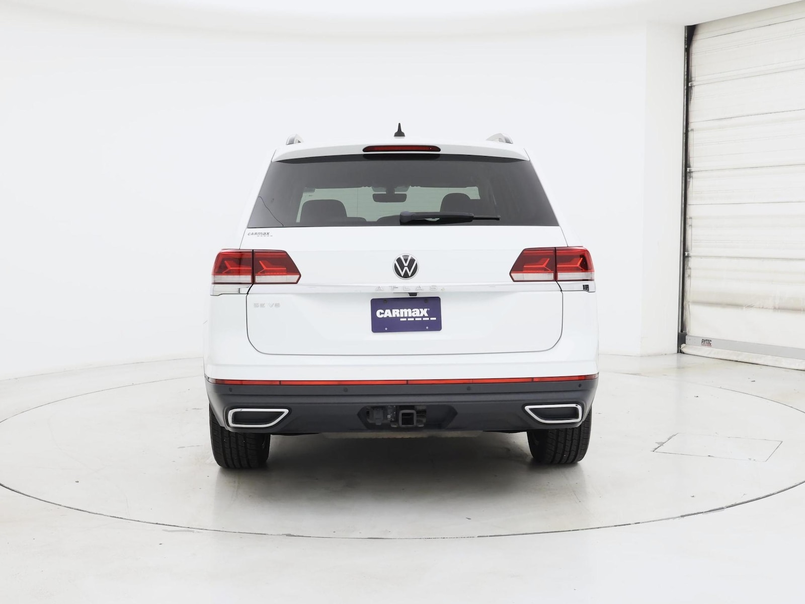 2023 Volkswagen Atlas SE w/Tech - Photo 7