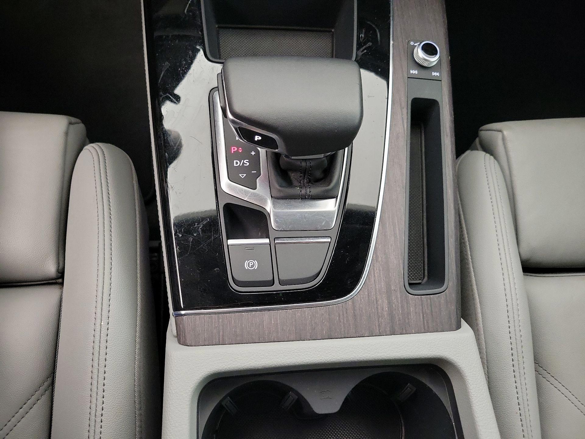 Thumbnail: 2023 Audi Q5 - 18