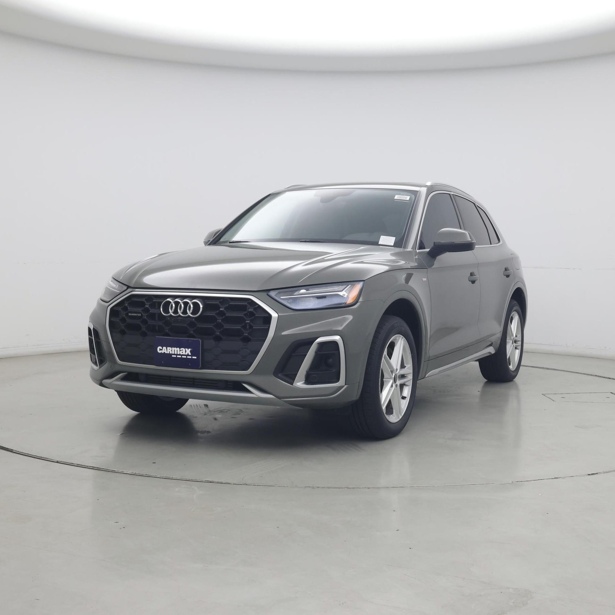 Thumbnail: 2023 Audi Q5 - 4