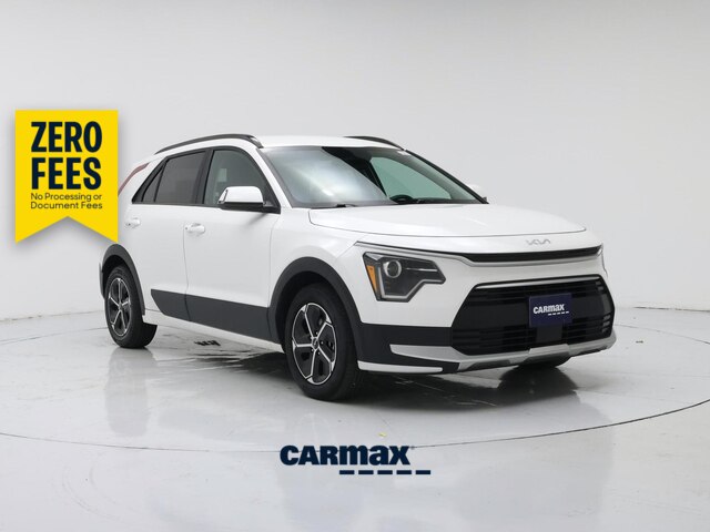 White 2024 Kia Niro Hybrid Plug-In SUV / Crossover Front-Wheel Drive Automatic