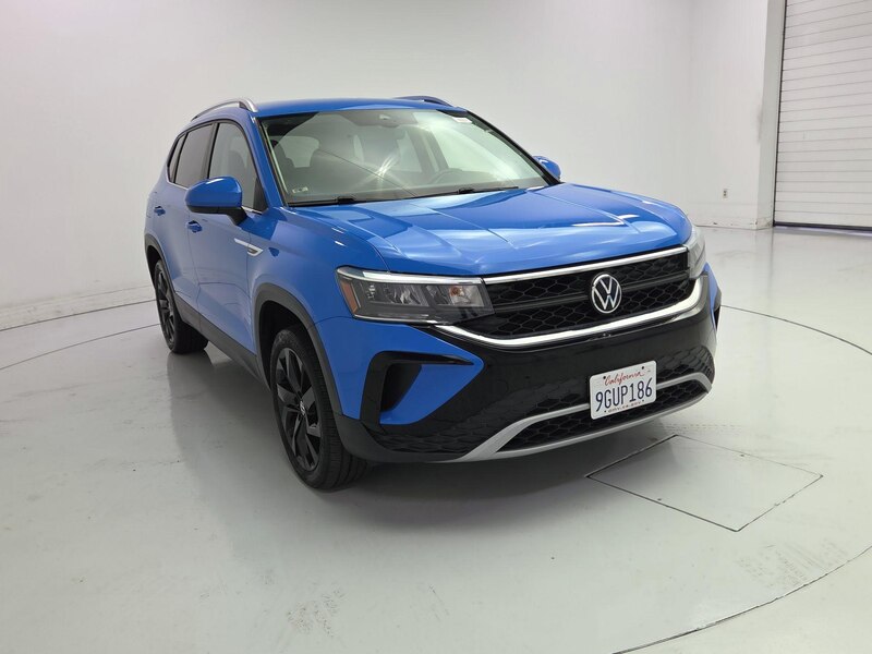 2023 Volkswagen Taos SE