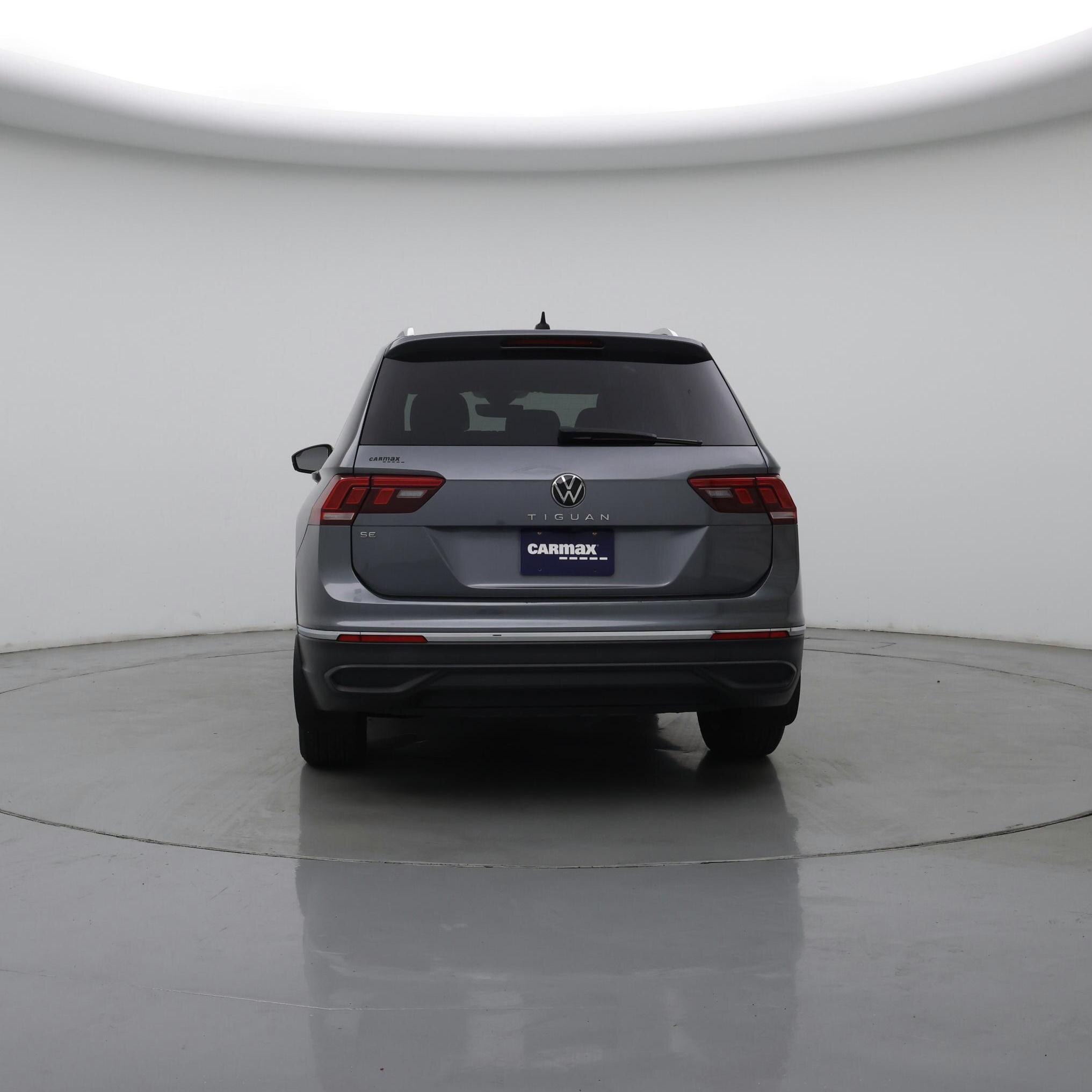 Thumbnail: 2023 Volkswagen Tiguan - 6
