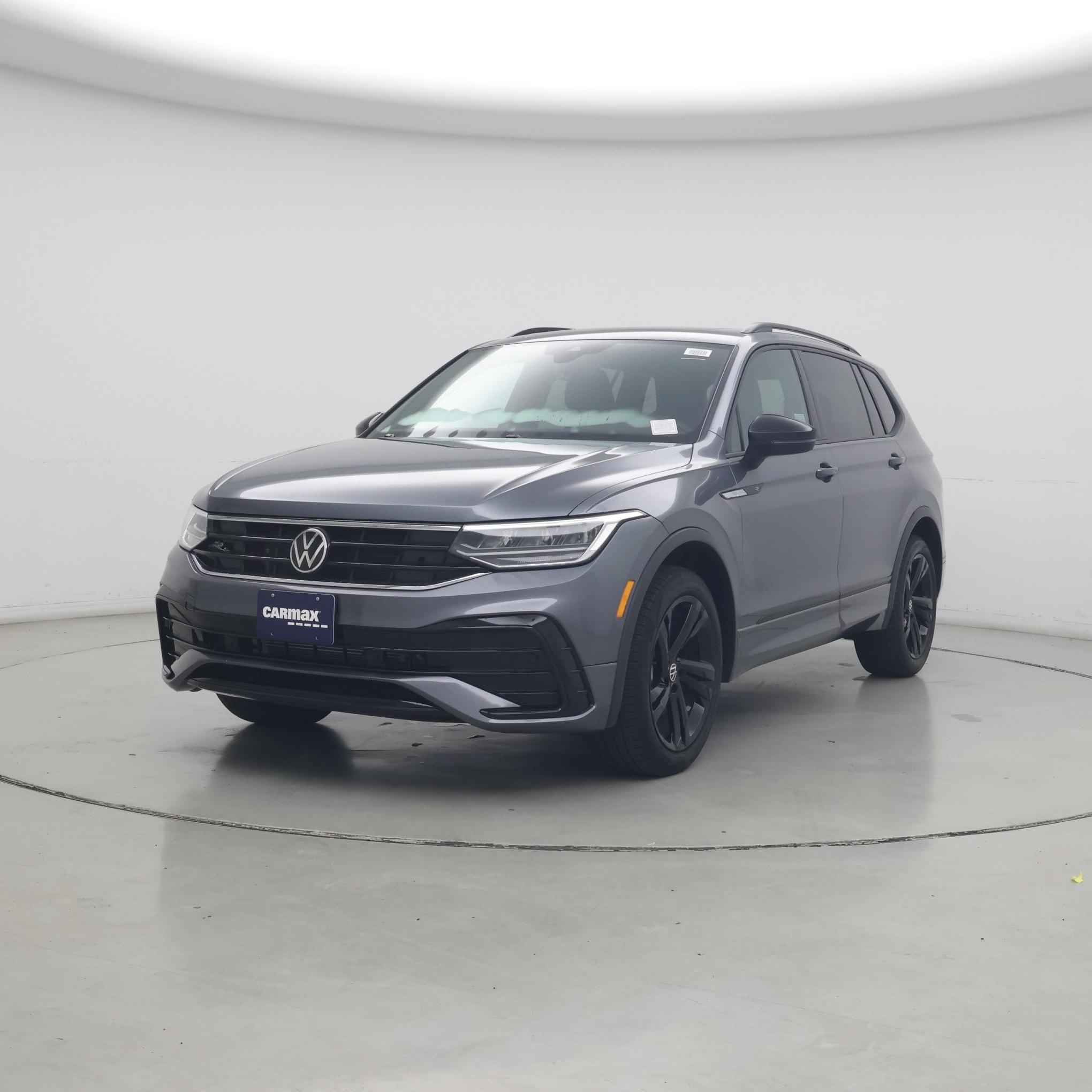 Thumbnail: 2023 Volkswagen Tiguan - 4