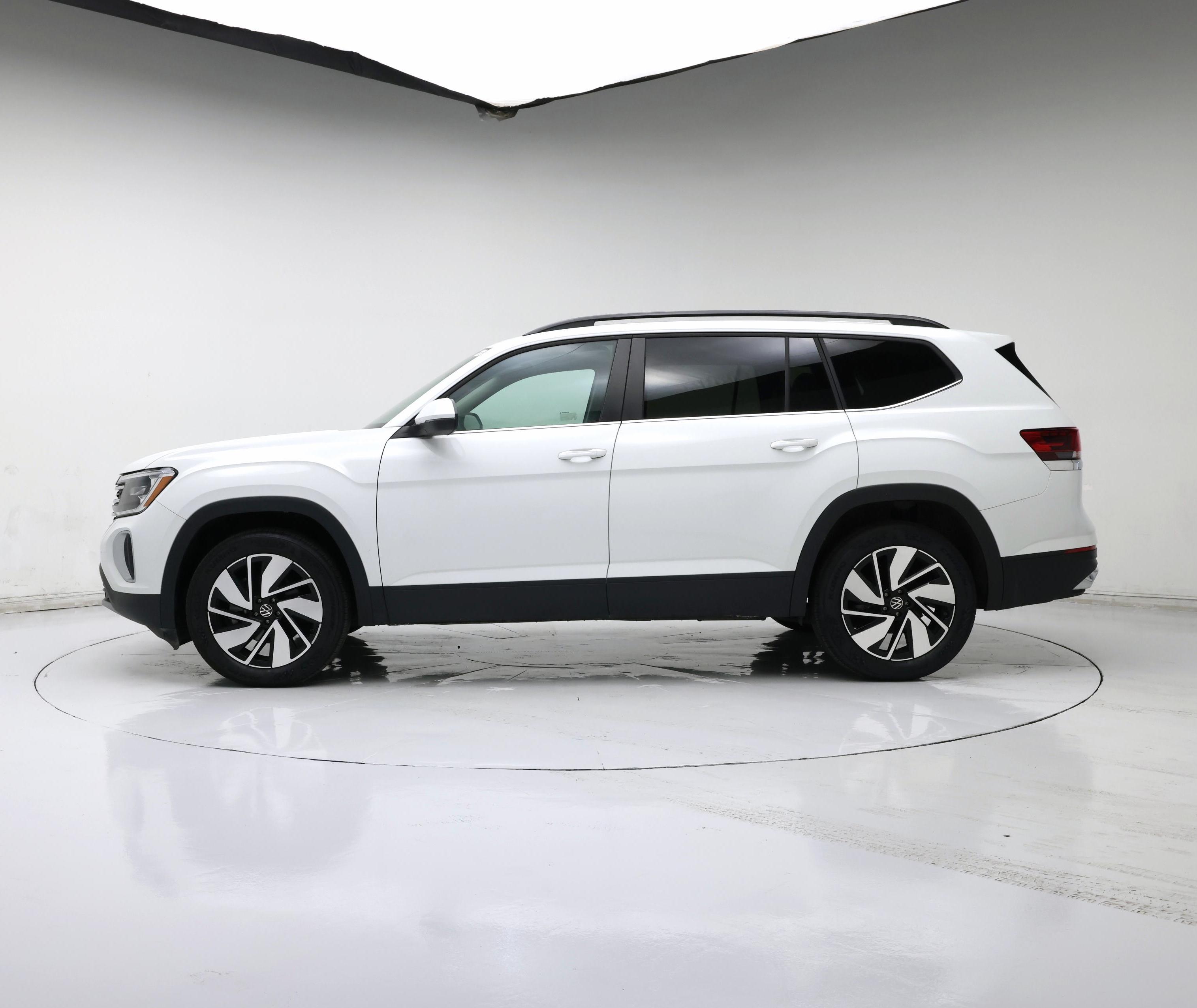 Thumbnail: 2024 Volkswagen Atlas - 3