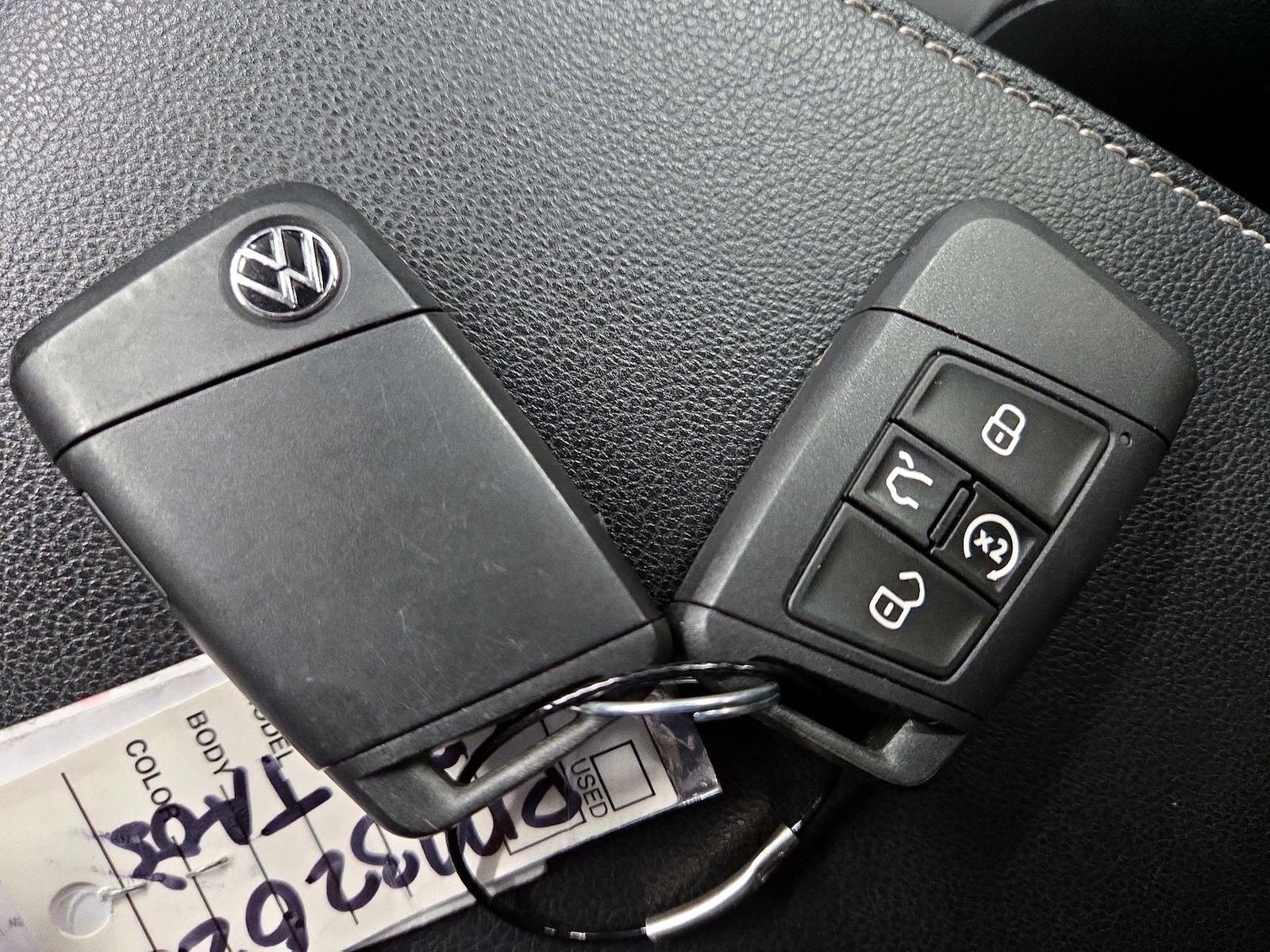 2023 Volkswagen Taos SE - Photo 24