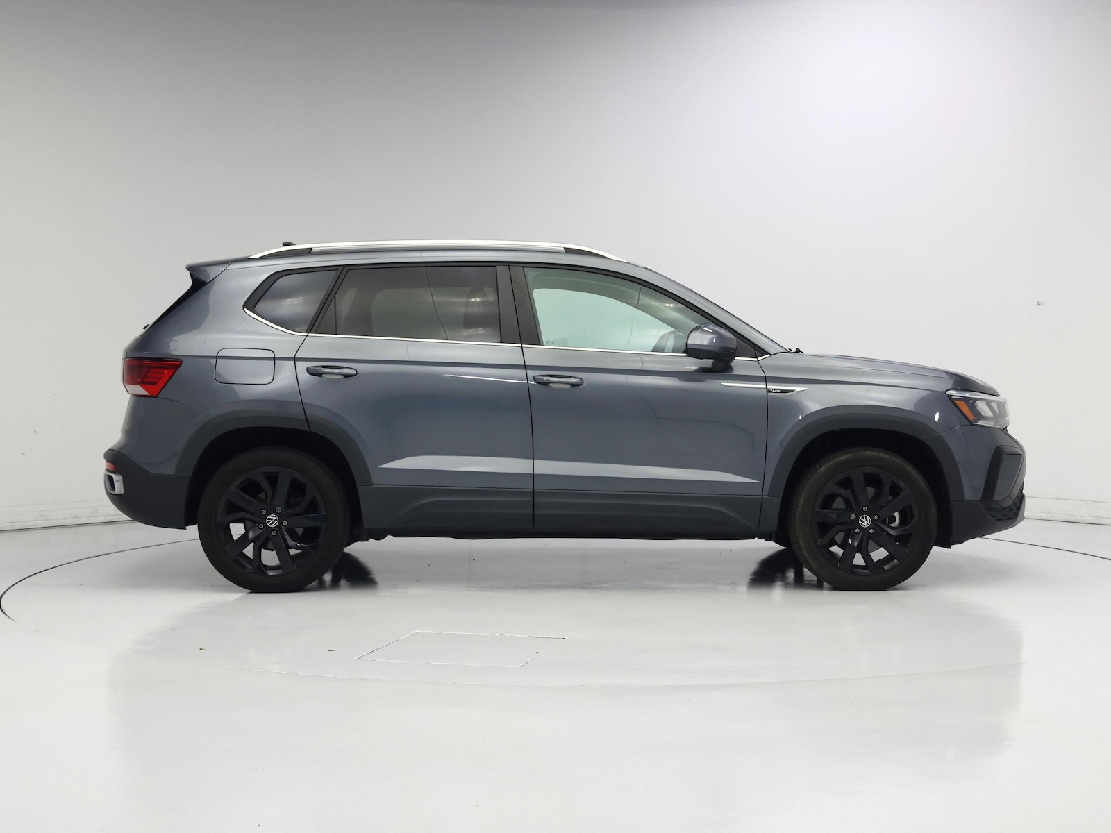 2023 Volkswagen Taos SE - Photo 8