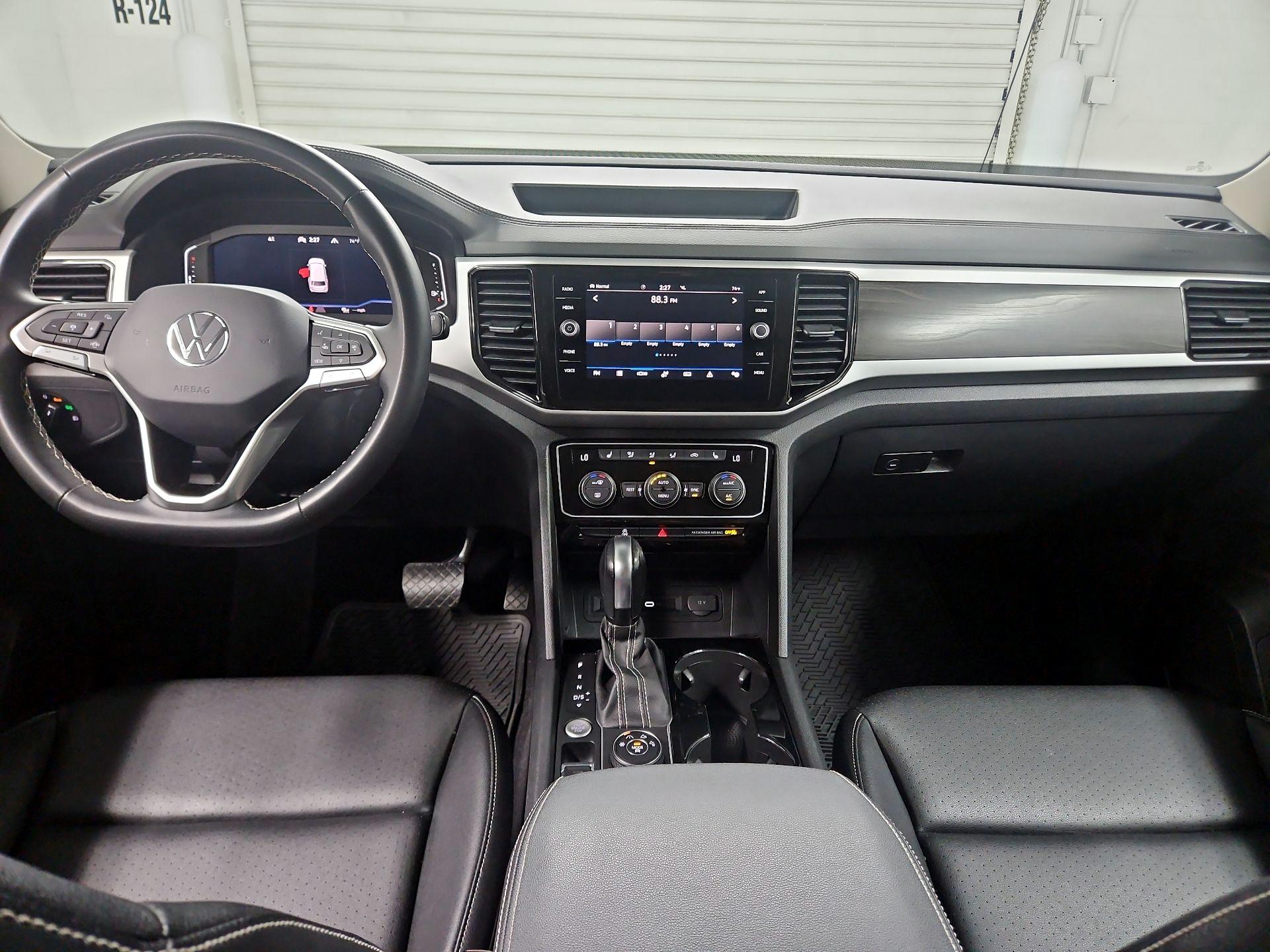 Thumbnail: 2023 Volkswagen Atlas - 9
