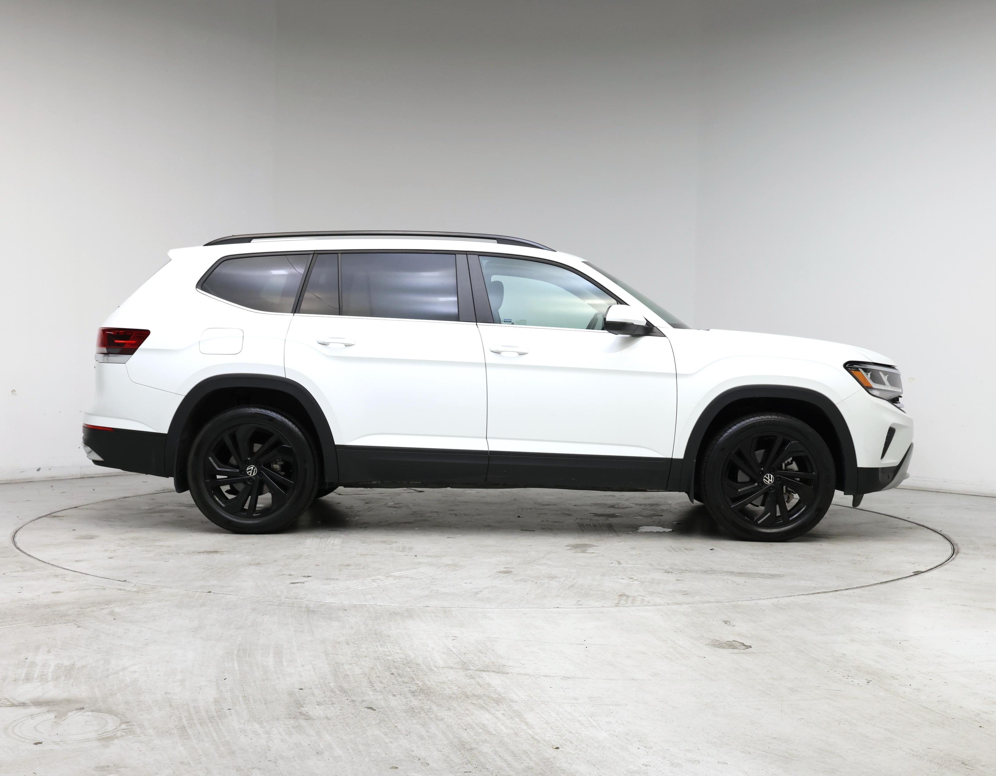 Thumbnail: 2023 Volkswagen Atlas - 7