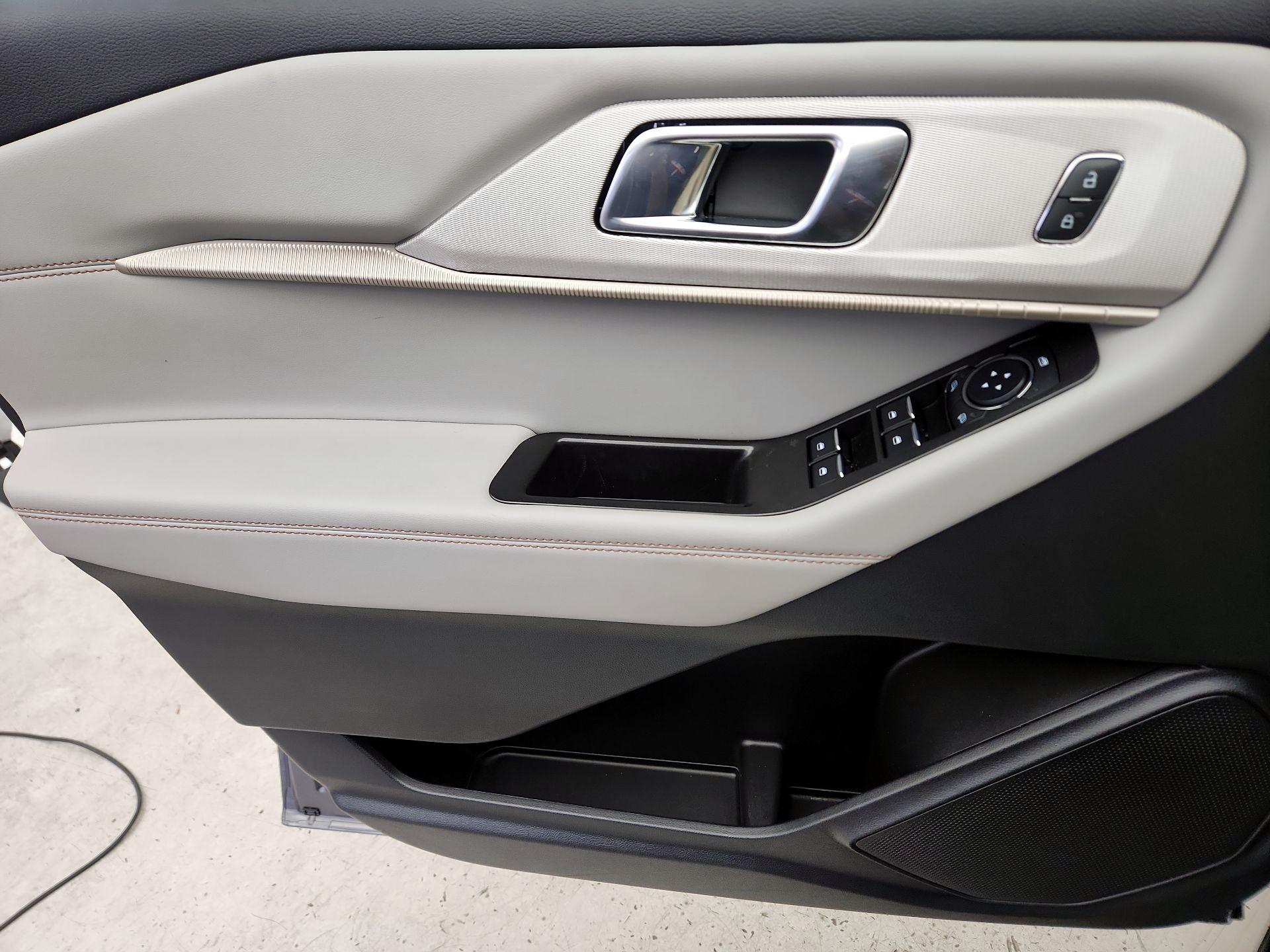 Thumbnail: 2026 Ford Explorer - 12