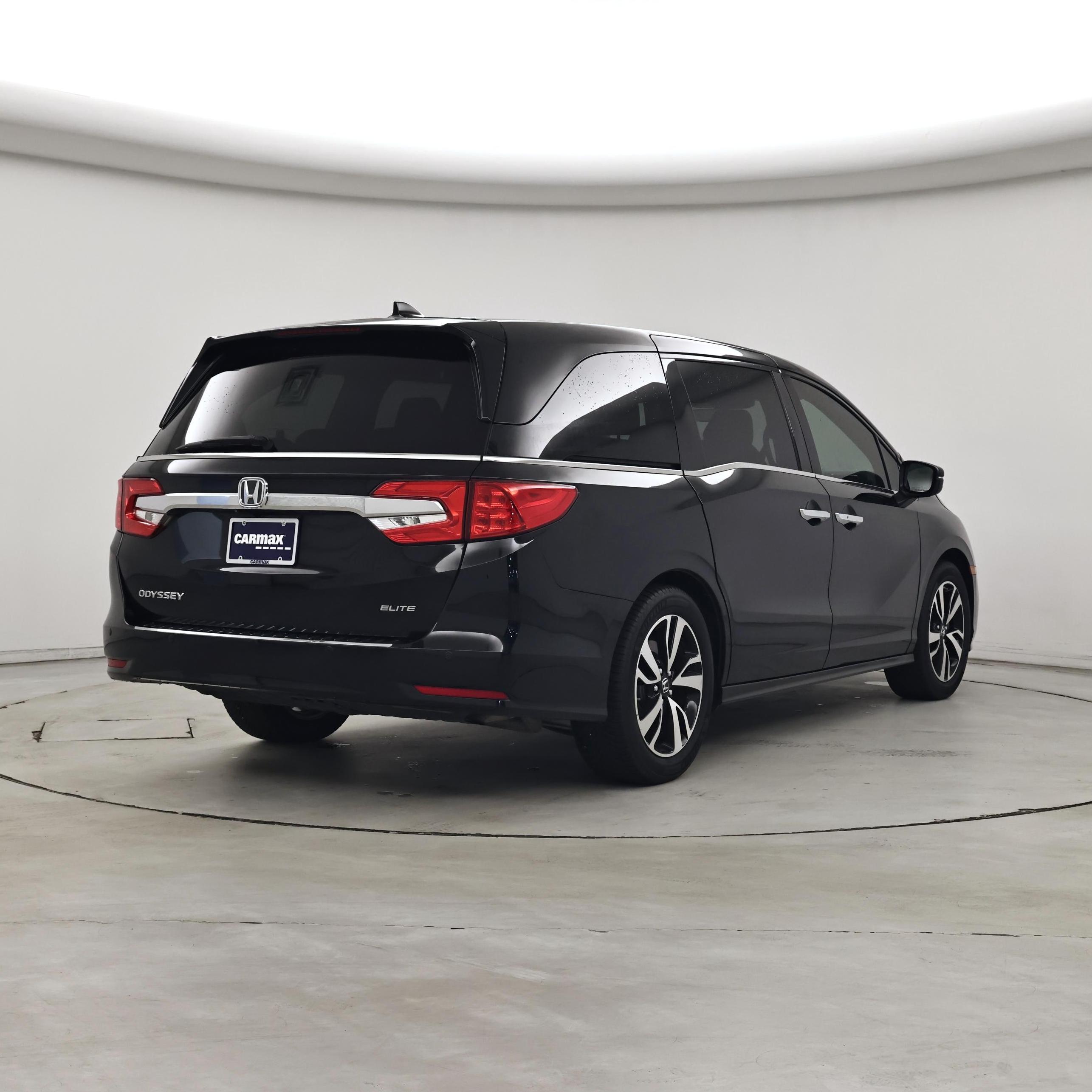 Thumbnail: 2018 Honda Odyssey - 8