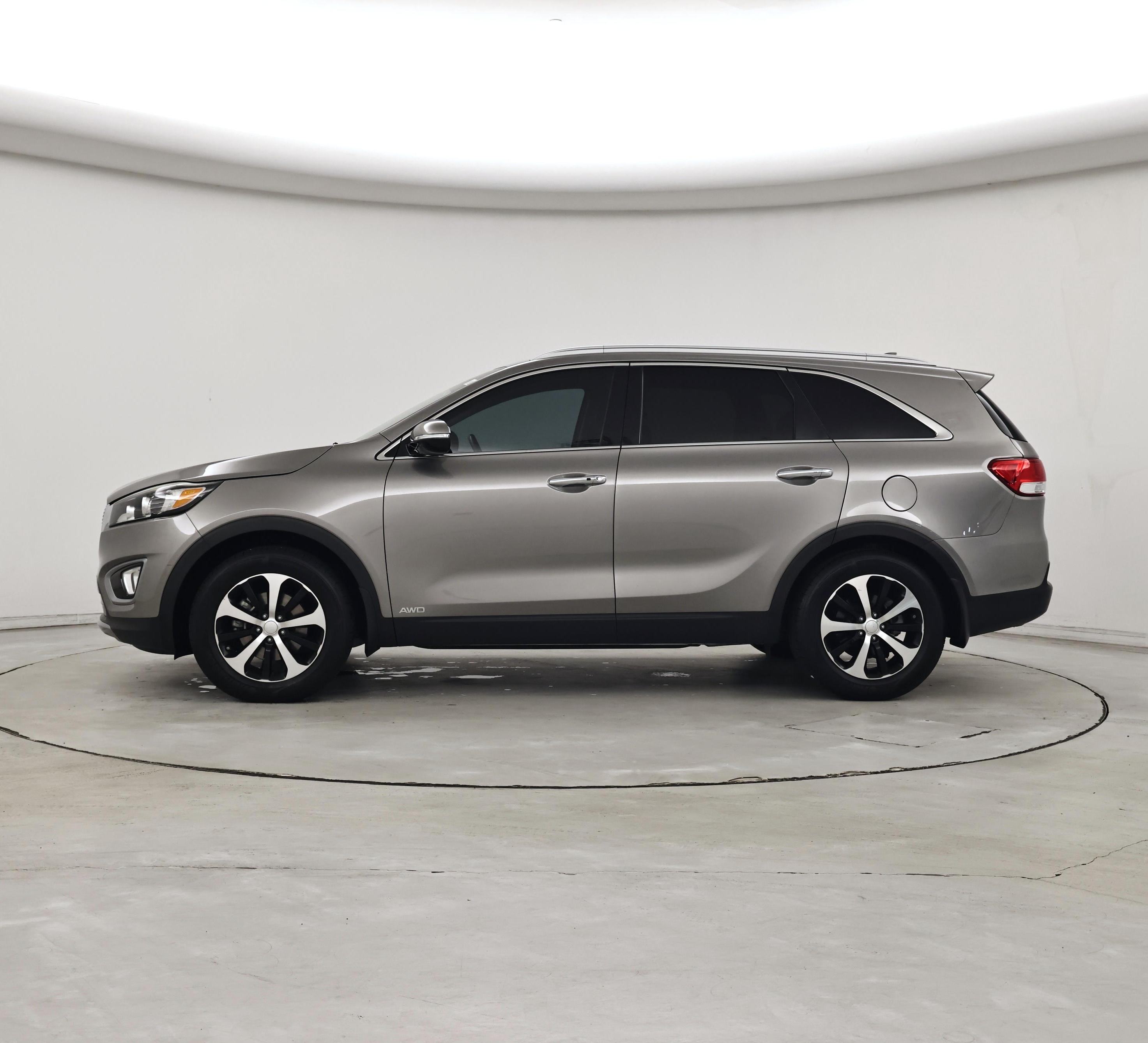 Thumbnail: 2017 Kia Sorento - 3