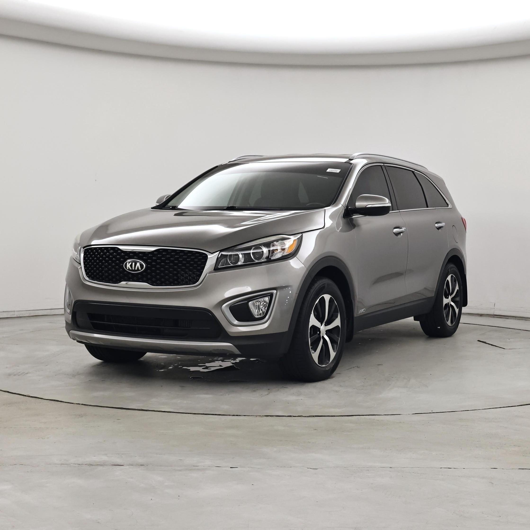 Thumbnail: 2017 Kia Sorento - 4