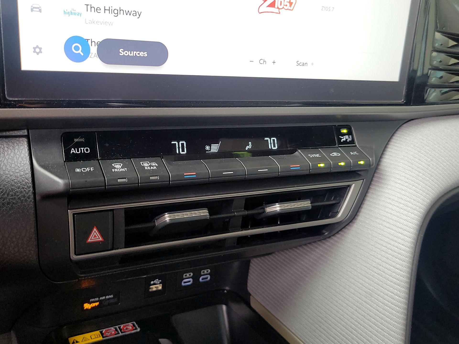 Thumbnail: 2025 Toyota Camry - 16