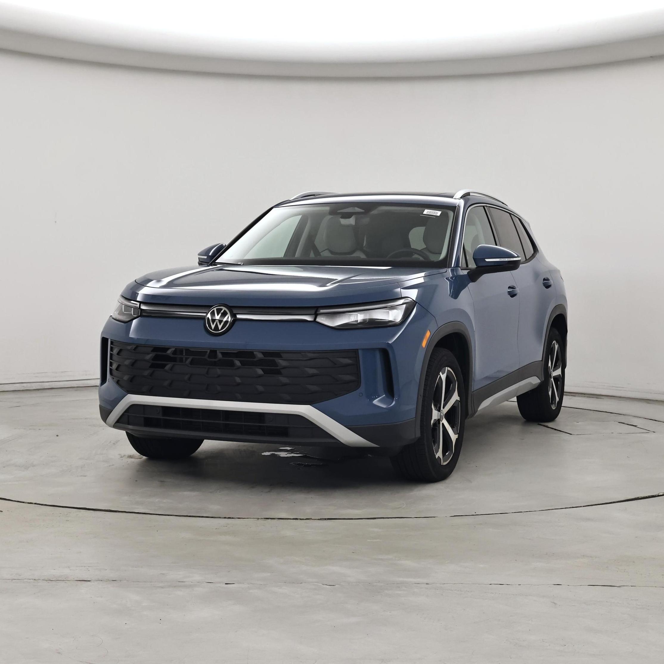 Thumbnail: 2025 Volkswagen Tiguan - 4
