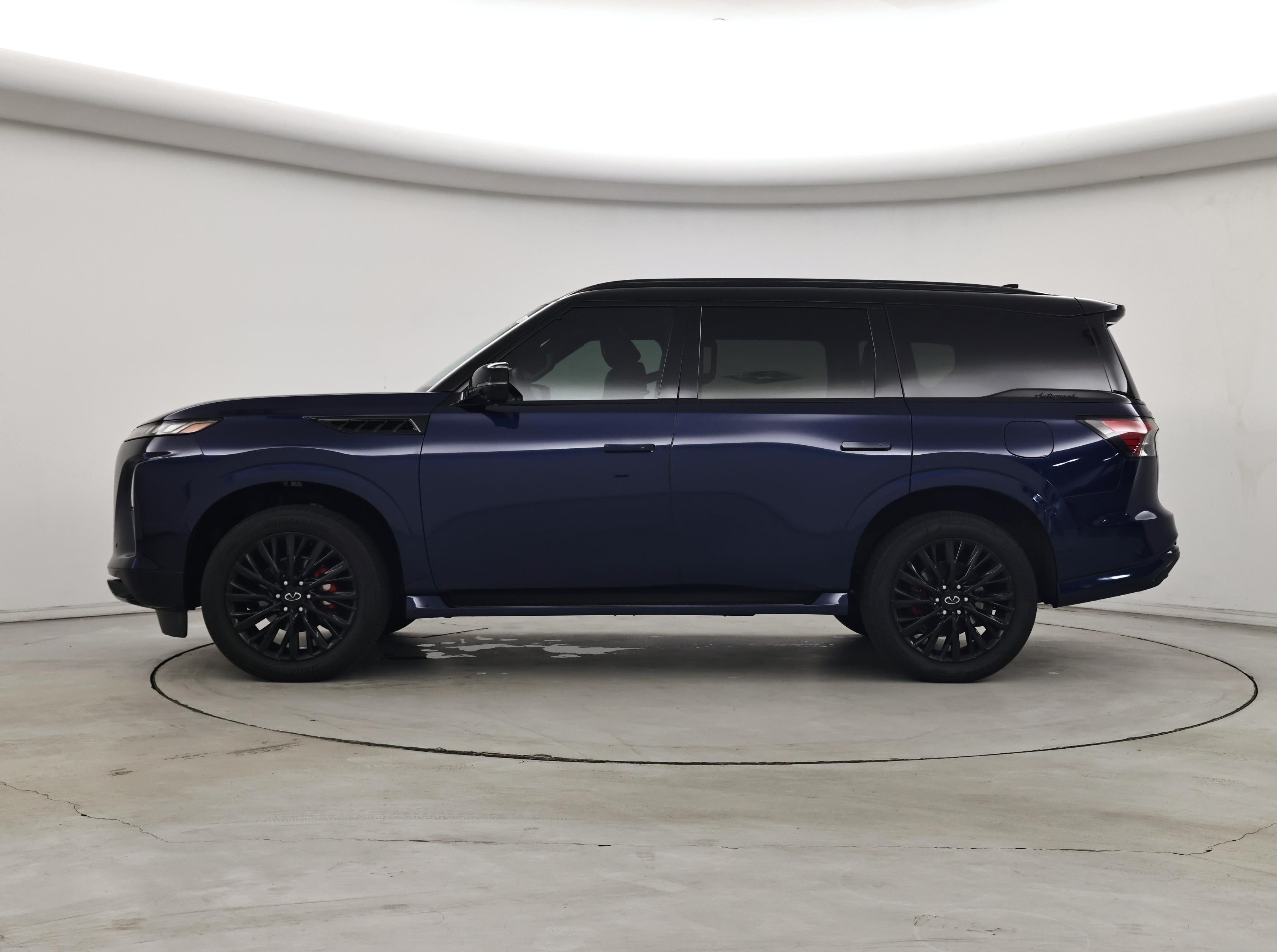 Thumbnail: 2025 INFINITI QX80 - 3