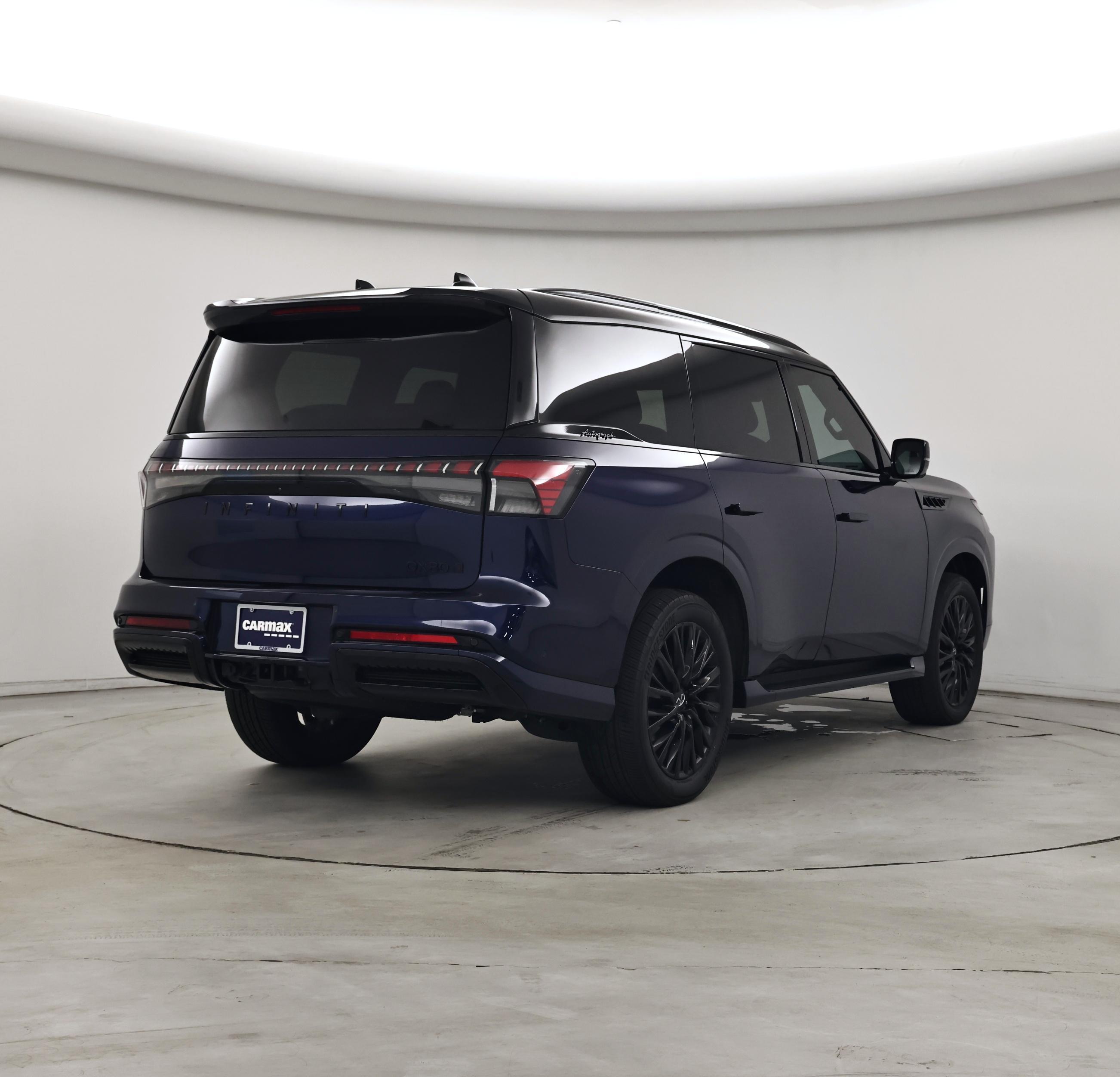 Thumbnail: 2025 INFINITI QX80 - 8
