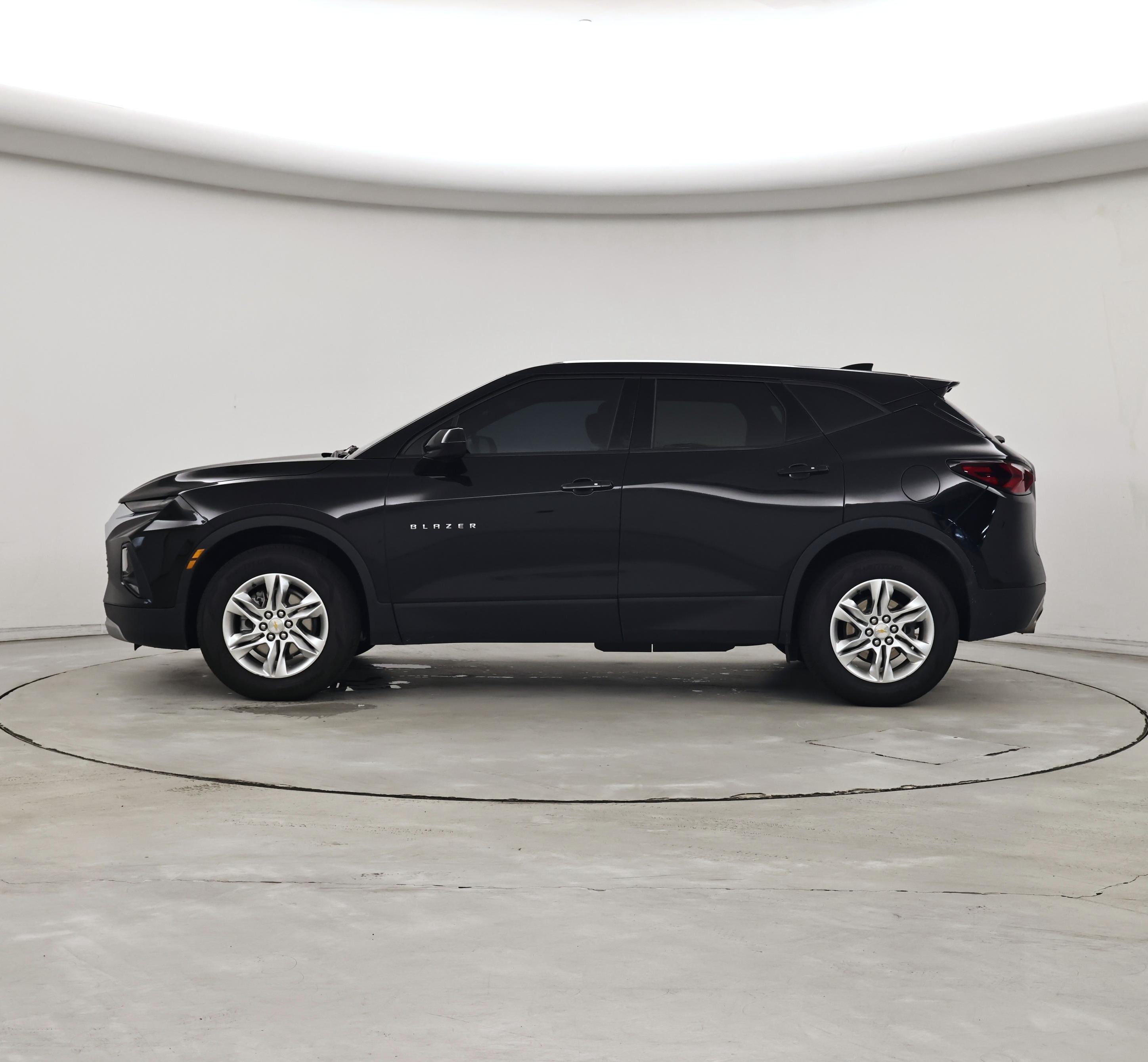 Thumbnail: 2022 Chevrolet Blazer - 3