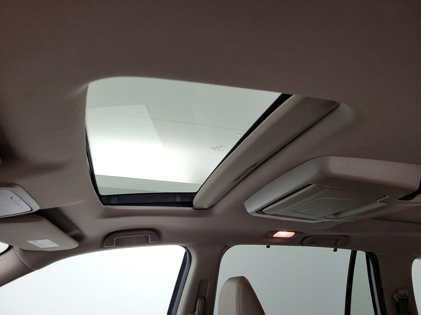 Sunroof(s) & Skylight(s)