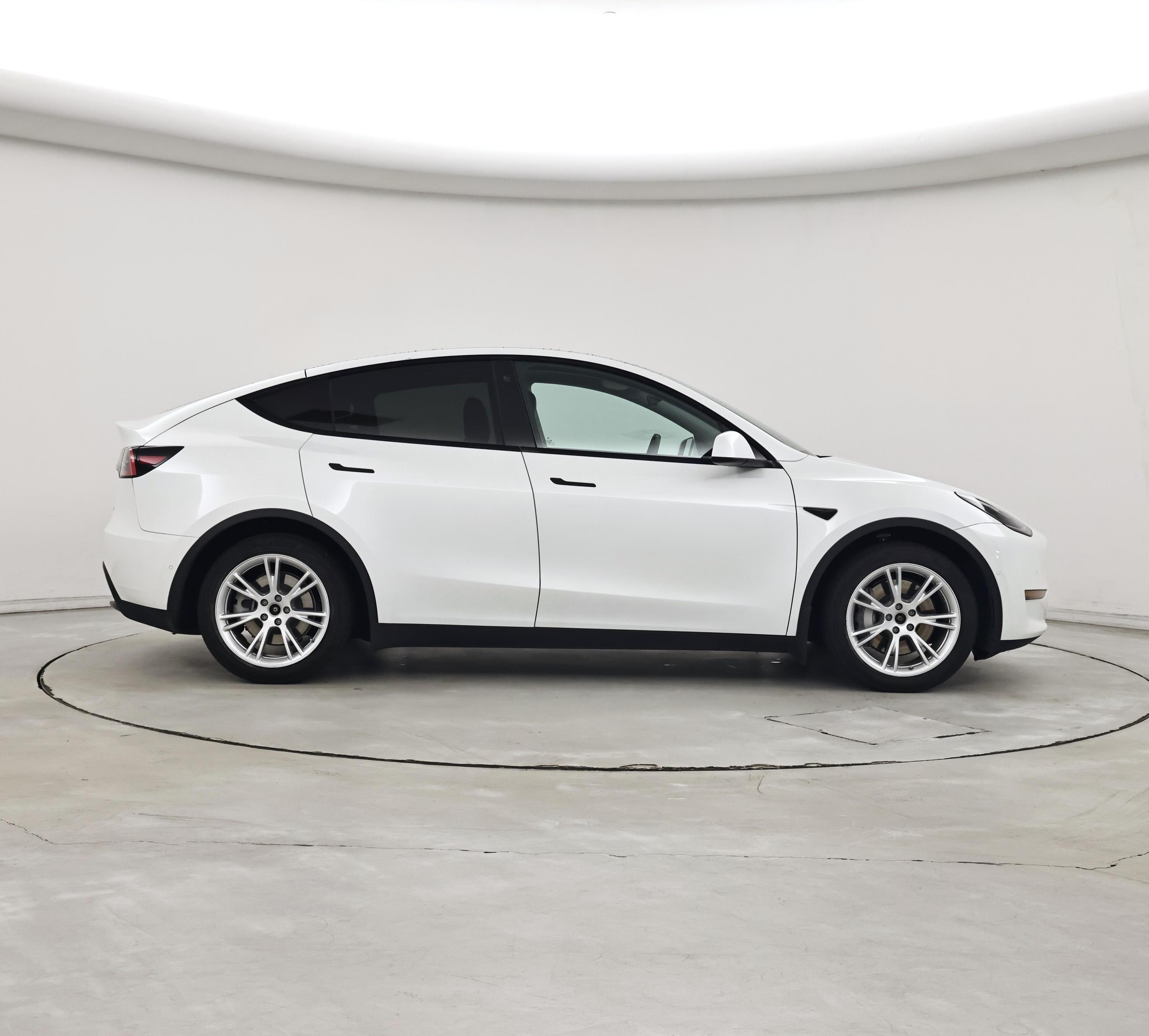Thumbnail: 2021 Tesla Model Y - 7