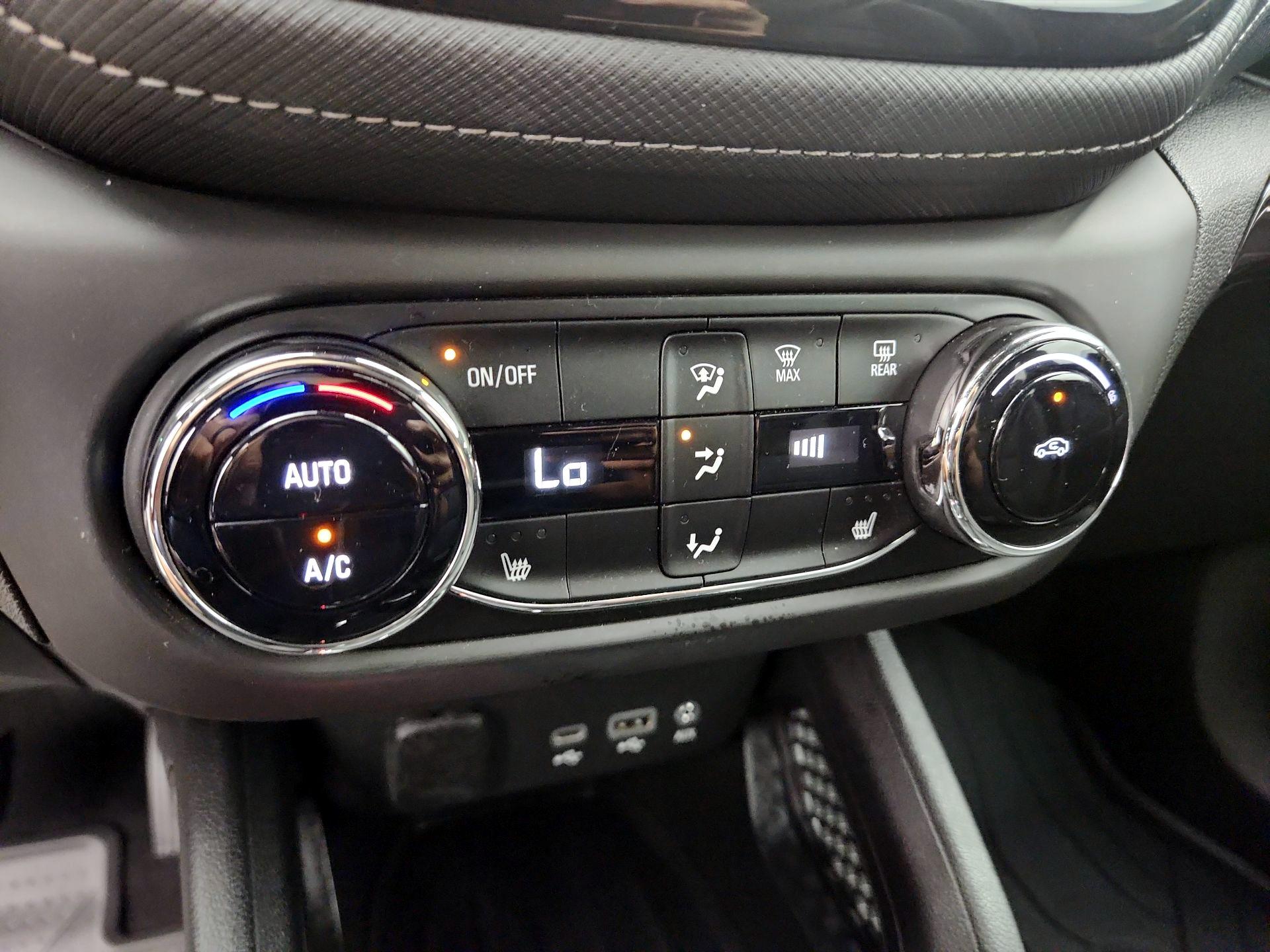Thumbnail: 2023 Chevrolet TrailBlazer - 16